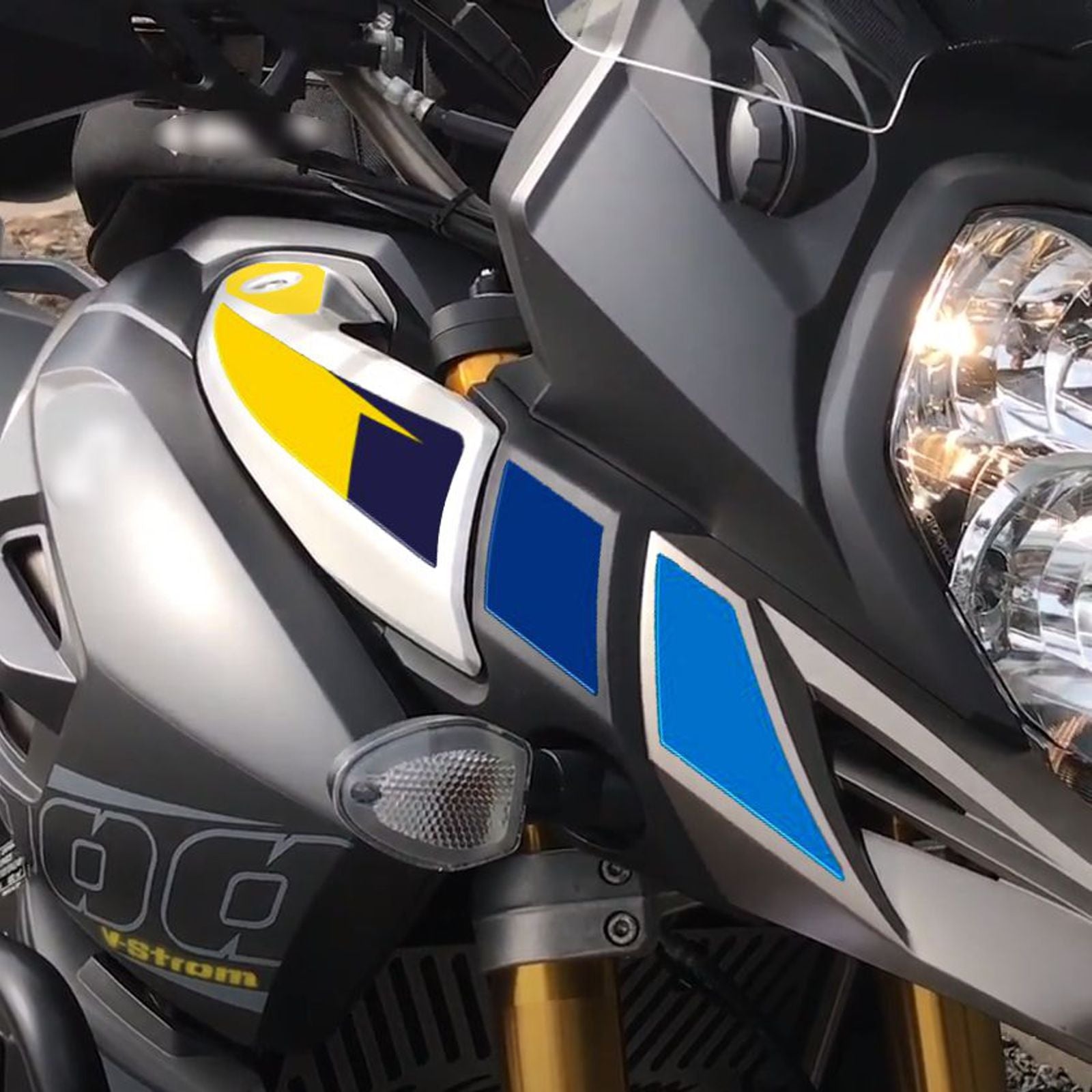 Resin Bike 3D Motorcycle Stickers - Tank Sides | Suzuki V-Strom 1000 / 1000XT 2014>2019 RB-B98984O4 -   Pyramid Motorcycle Accessories