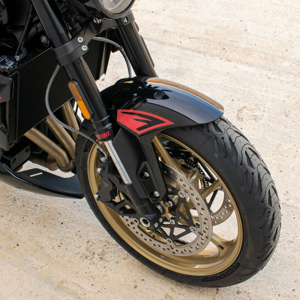 Pyramid Decals | Red Front Mudguard Decals | Triumph Trident 800 2026>Current