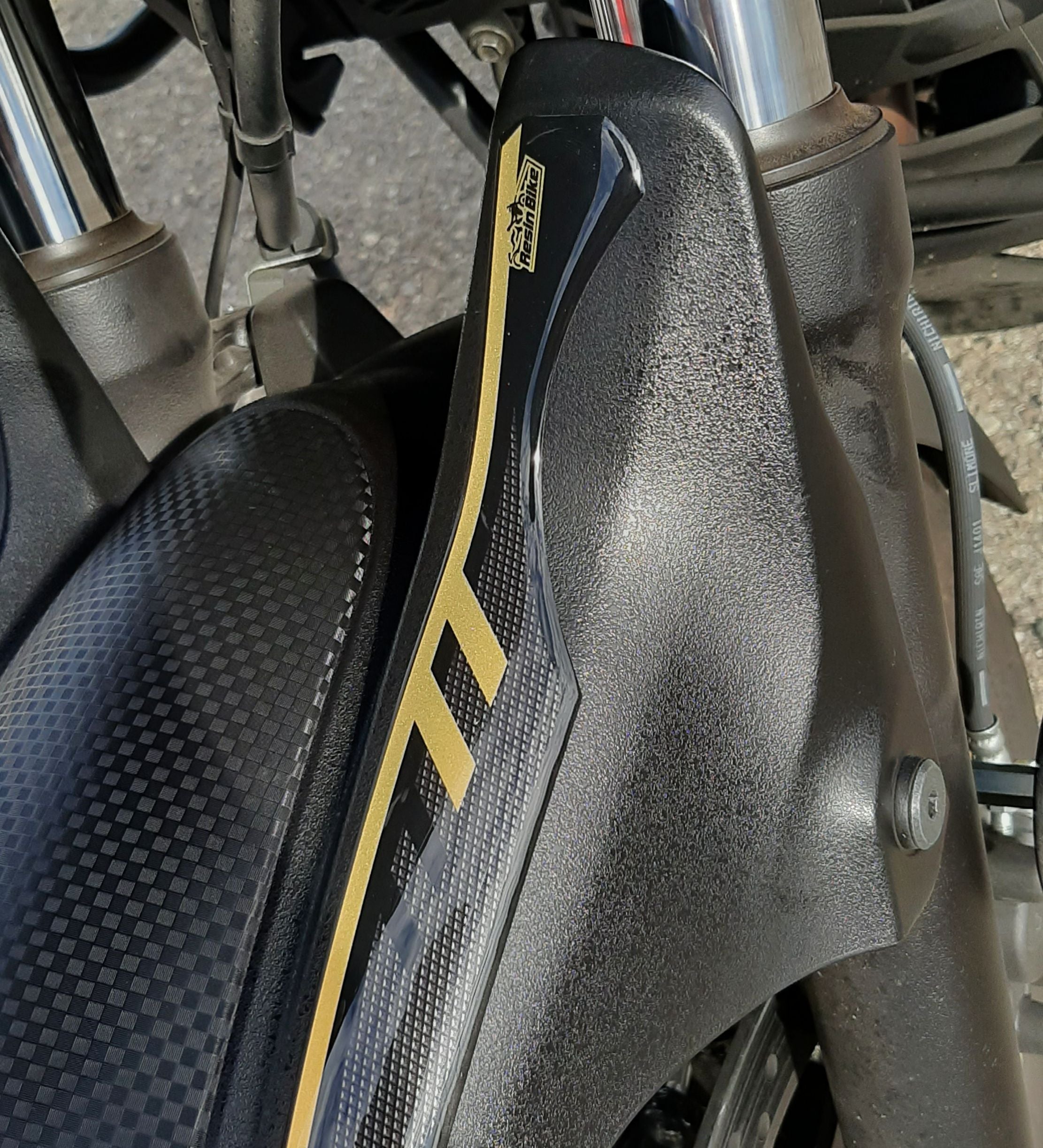 Resin Bike 3D Motorcycle Stickers - Front Fender | Suzuki V-Strom 650XT 2020>Current -   Pyramid Motorcycle Accessories