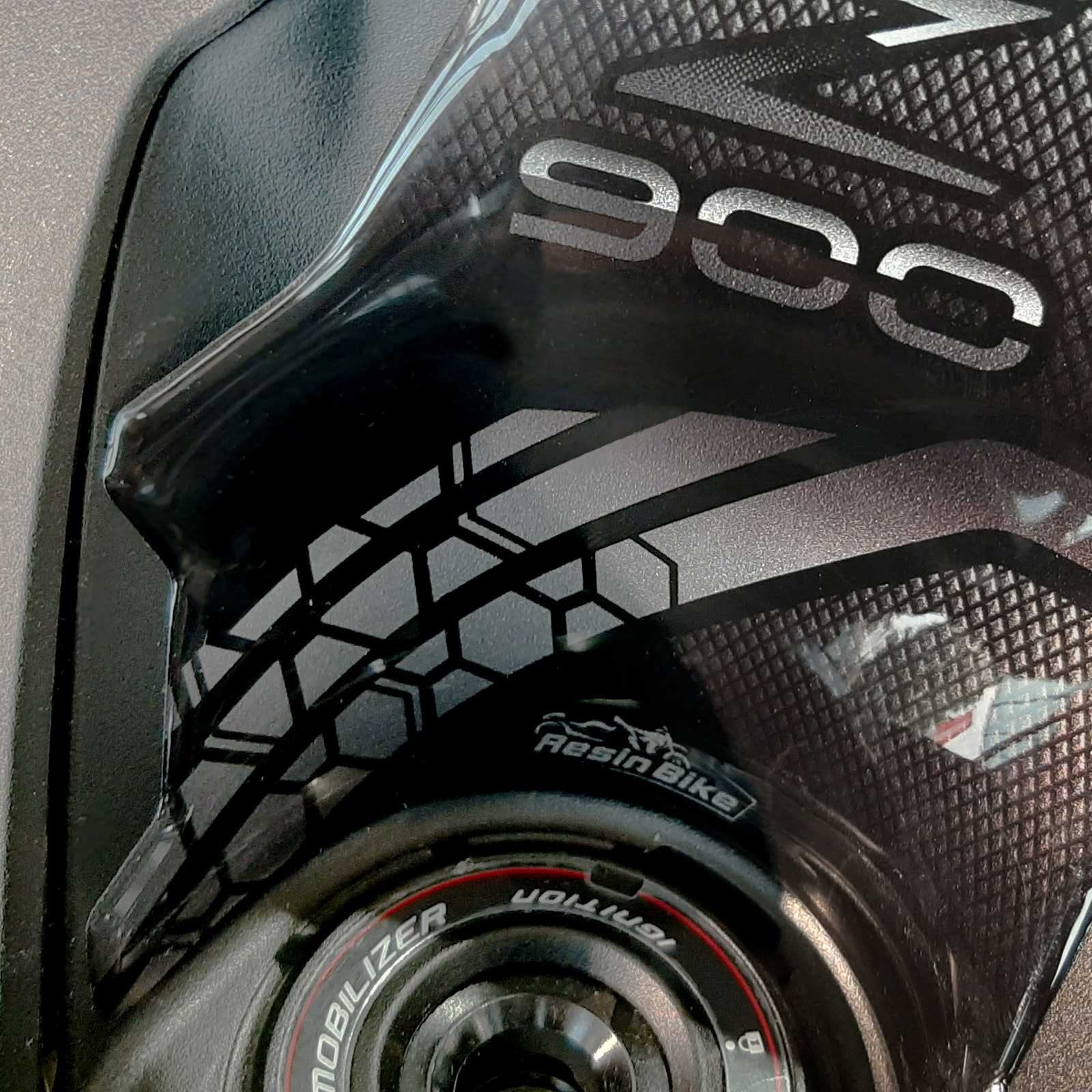 Resin Bike 3D Motorcycle Stickers - Key Area | Kawasaki Z 900 2021>2024 RB-1000149800003 -   Pyramid Motorcycle Accessories