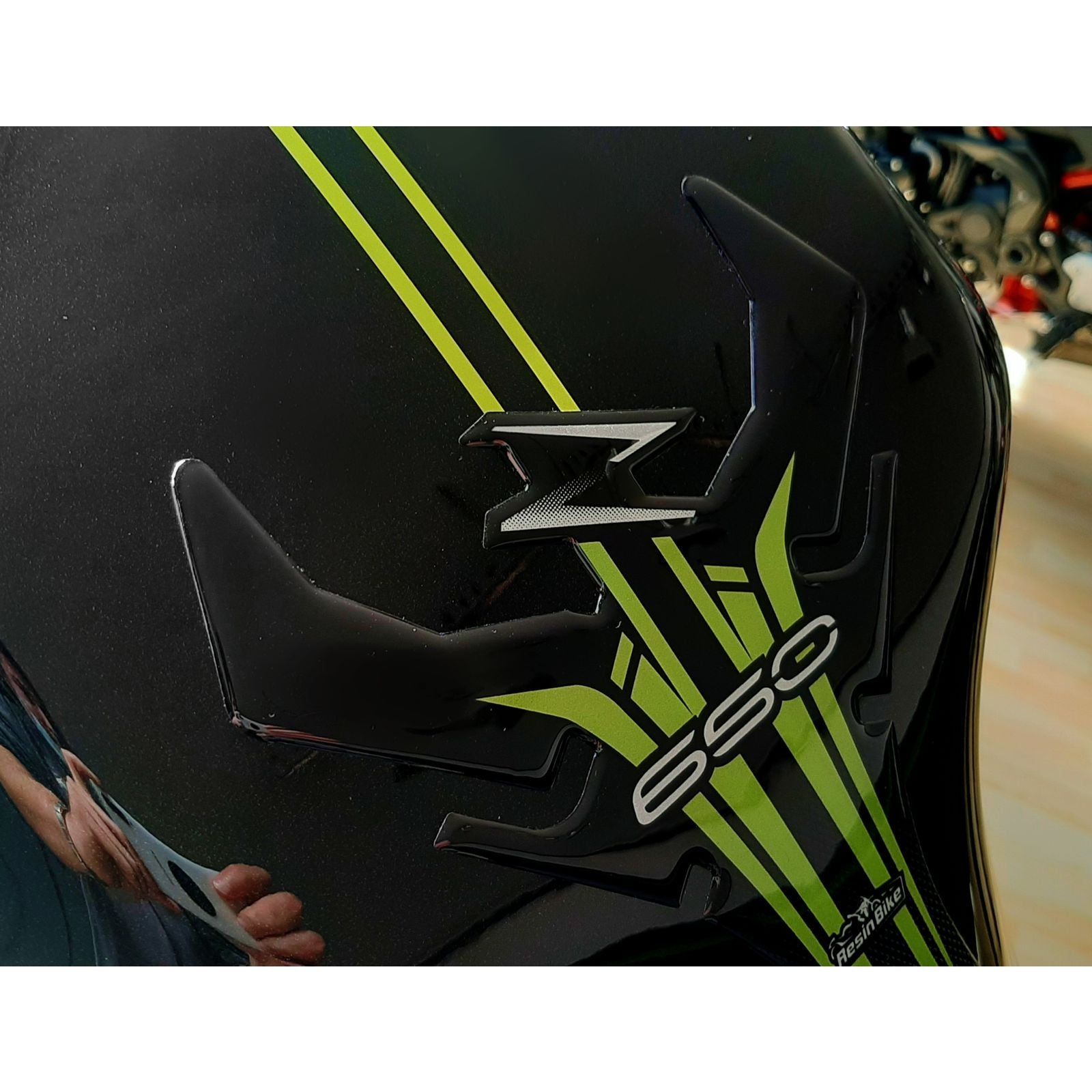 Resin Bike 3D Motorcycle Stickers - Tank Pad | Kawasaki Z 650 2020>2022 -   Pyramid Motorcycle Accessories