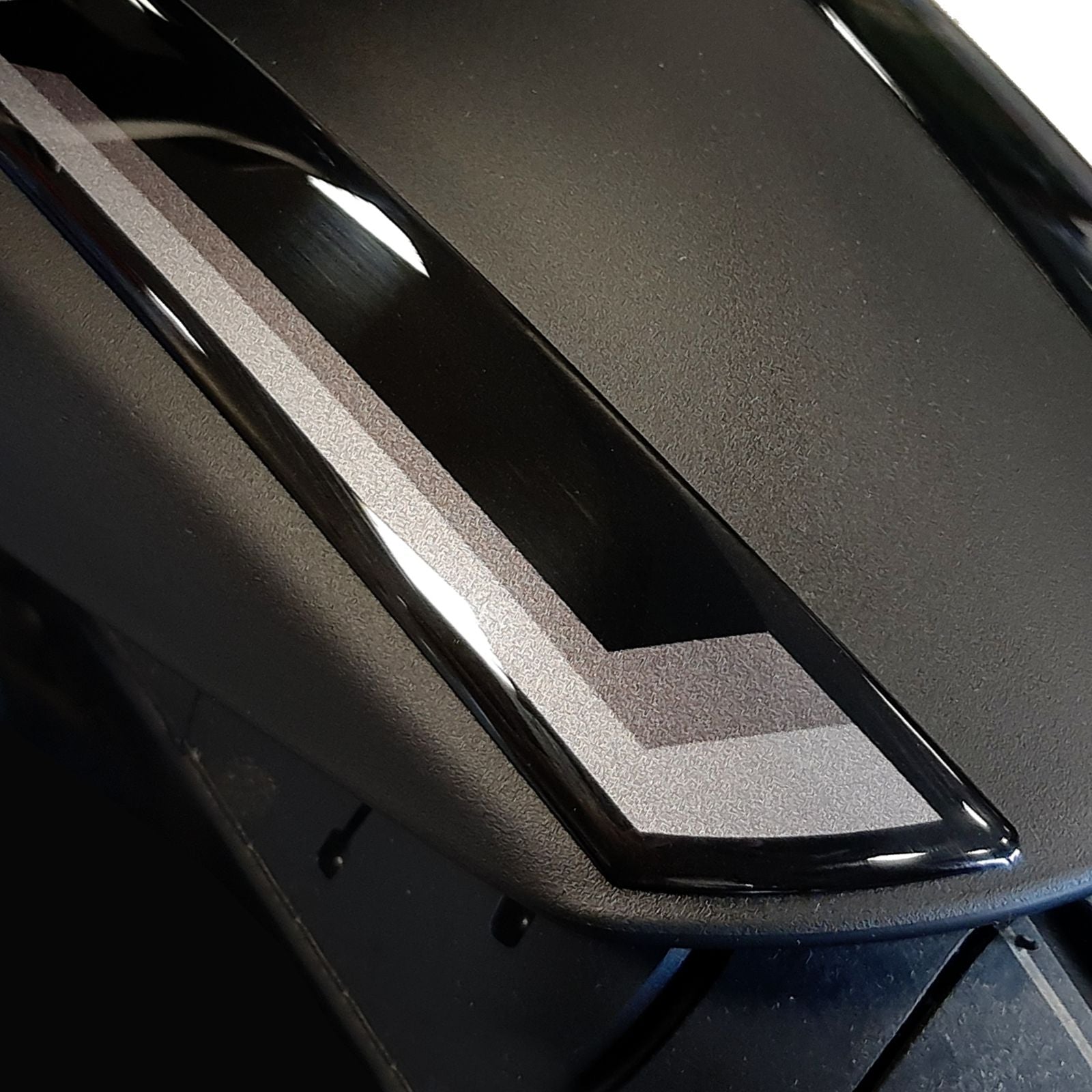 Resin Bike 3D Motorcycle Stickers - Front Fender | Yamaha Tracer 7 2021>2024 RB-1000158800001 -   Pyramid Motorcycle Accessories