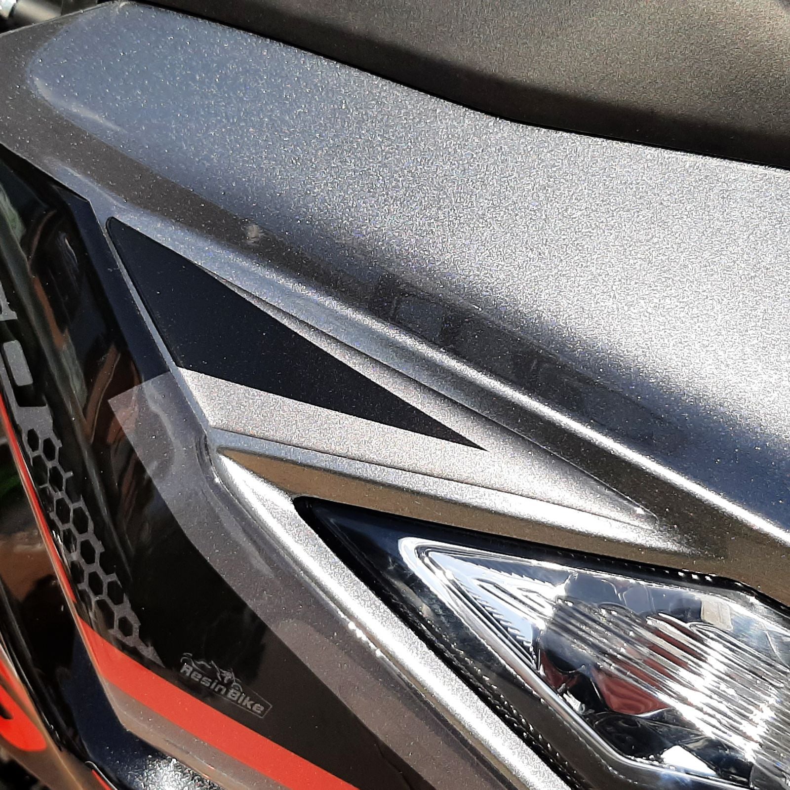 Resin Bike 3D Motorcycle Stickers - Front Fender | Kawasaki Versys 650 2017>2021 RB-1000437400007 -   Pyramid Motorcycle Accessories
