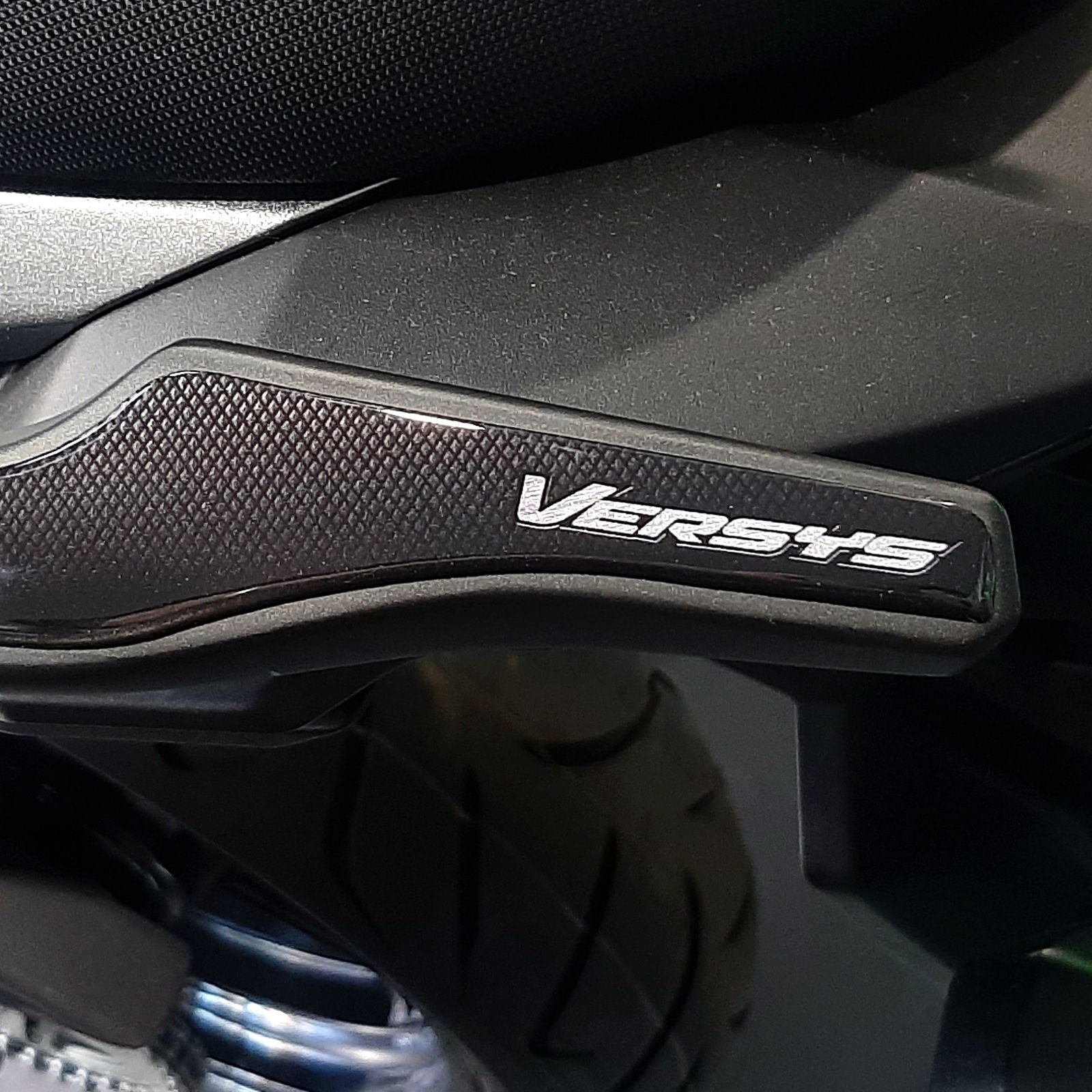 Resin Bike 3D Motorcycle Stickers - Passenger Handles | Kawasaki Versys 650 2017>2021 RB-1000438500003 -   Pyramid Motorcycle Accessories