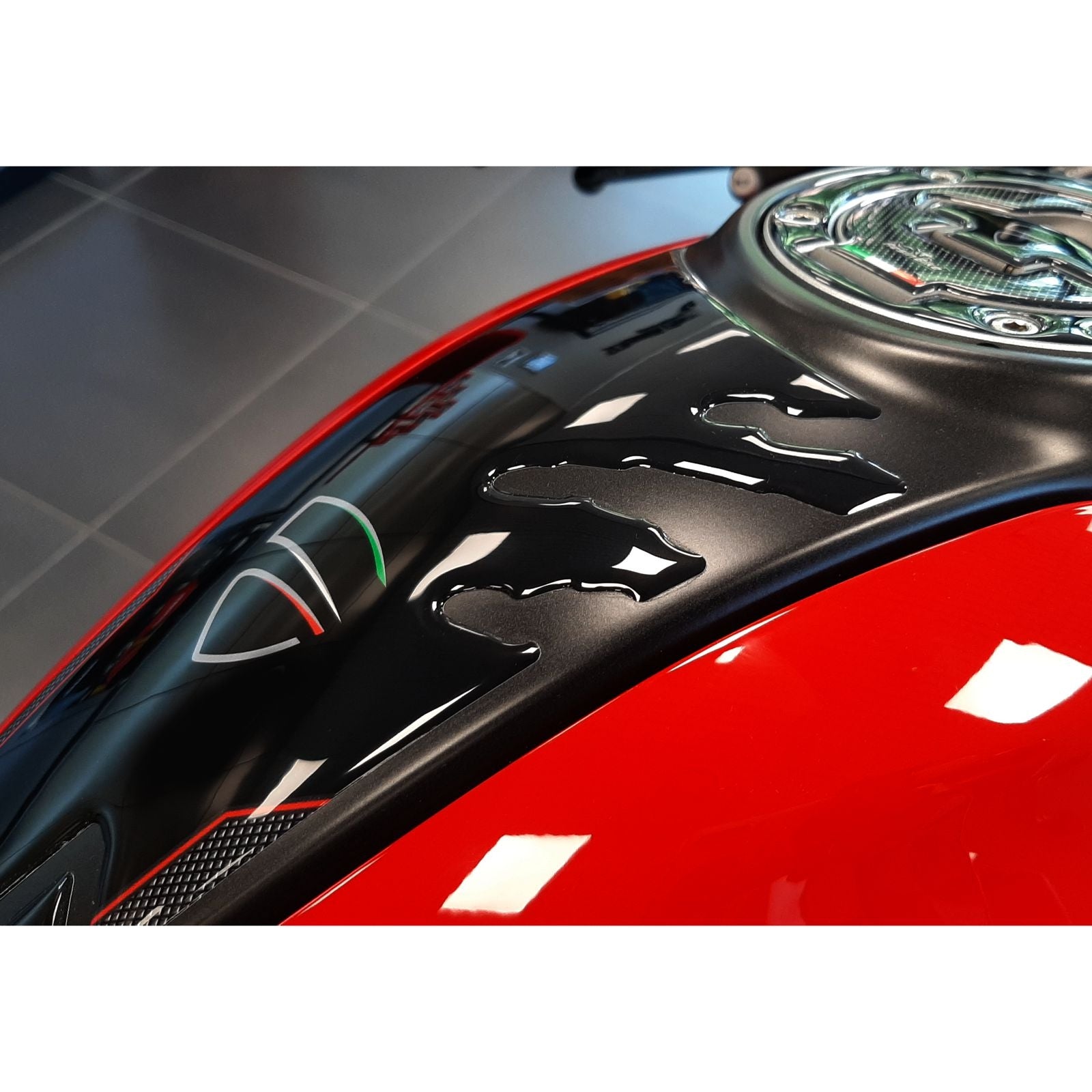 Resin Bike 3D Motorcycle Stickers - Tank Pad | Ducati Monster 937/937+ 2021>2025 -   Pyramid Motorcycle Accessories