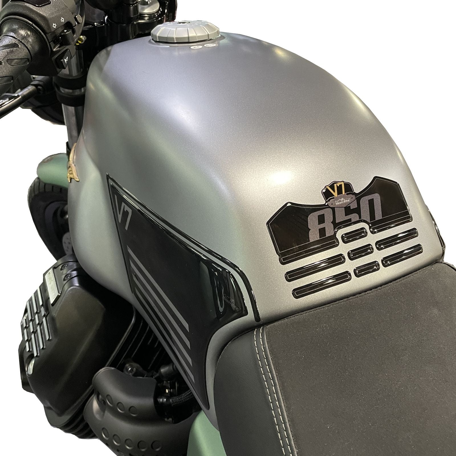 Resin Bike 3D Motorcycle Stickers - Tank Pad | Moto Guzzi V7 2021>Current -   Pyramid Motorcycle Accessories