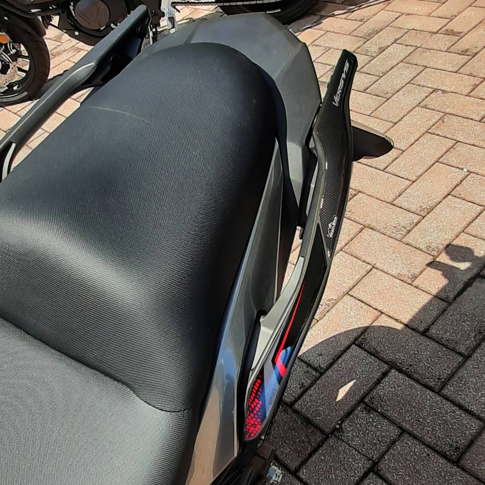 Resin Bike 3D Motorcycle Stickers - Passenger Handles | Kawasaki Versys 650 2017>2021 RB-1000438500003 -   Pyramid Motorcycle Accessories