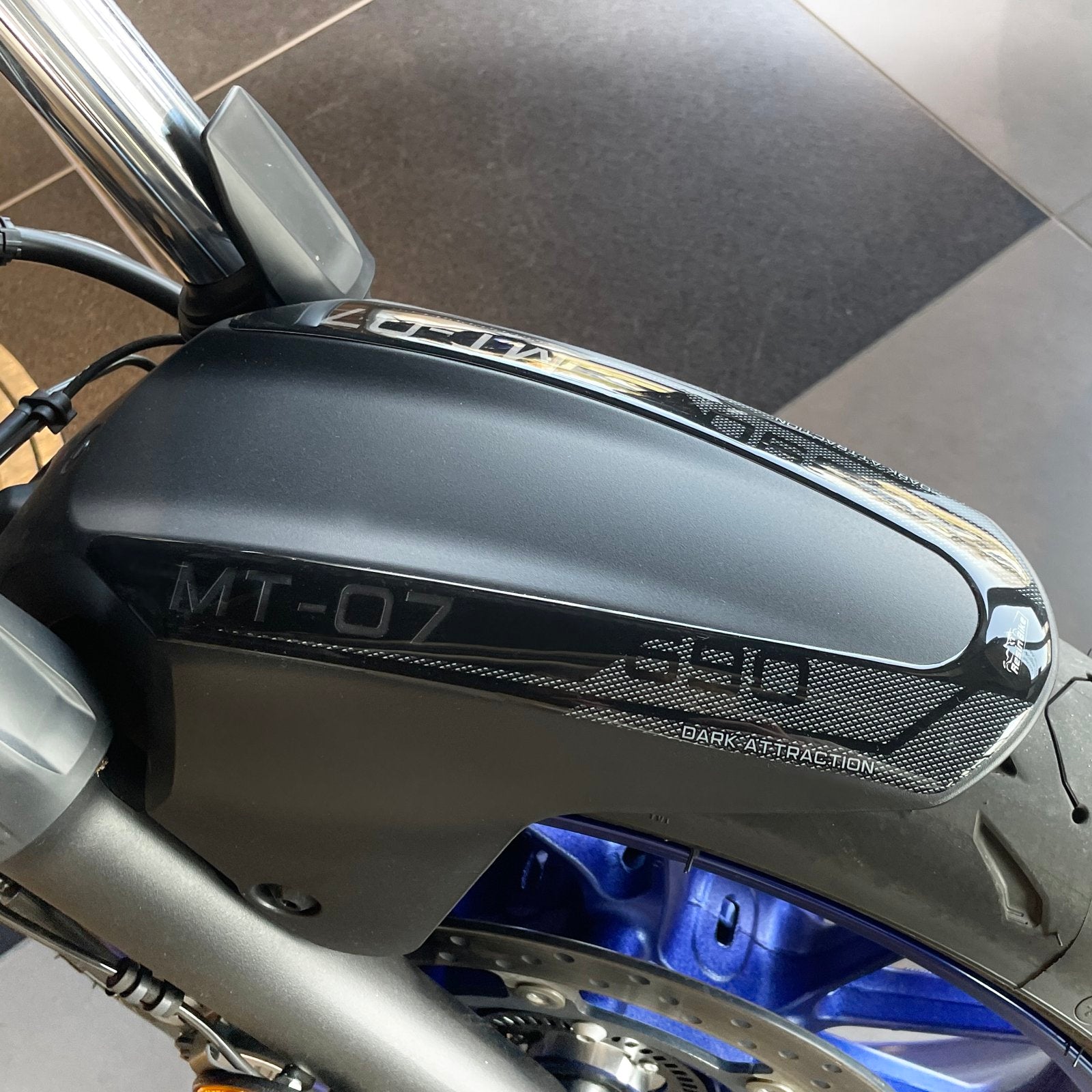 Resin Bike 3D Motorcycle Stickers - Front Fender | Yamaha MT-07 2021>2024 RB-1000458600004 -   Pyramid Motorcycle Accessories