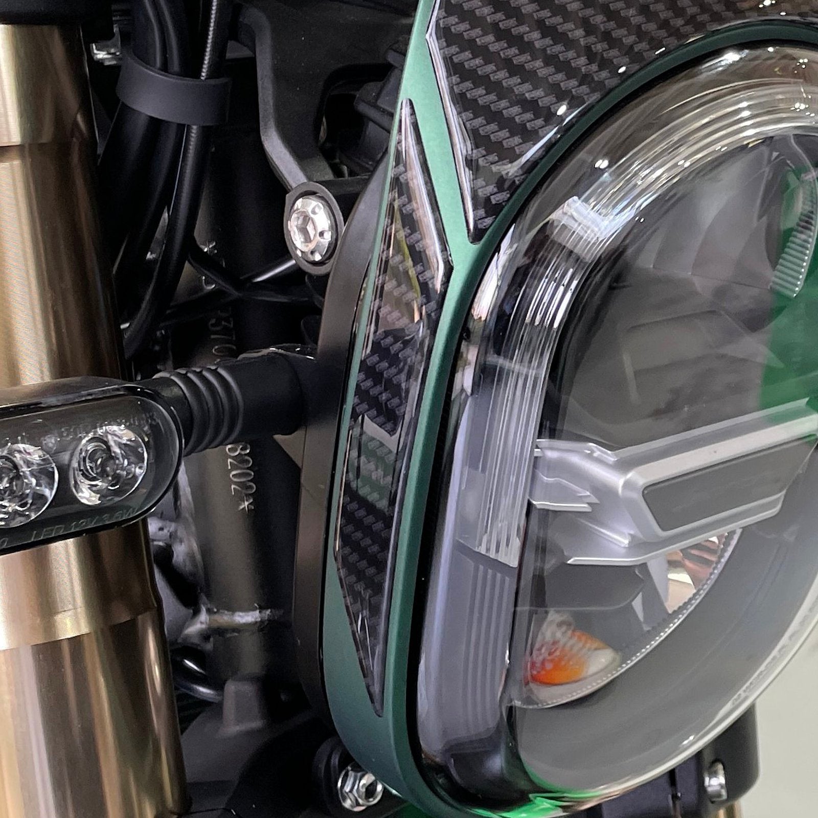 Resin Bike 3D Motorcycle Stickers - Headlight | Benelli Leoncino 800 2022>2026 -   Pyramid Motorcycle Accessories
