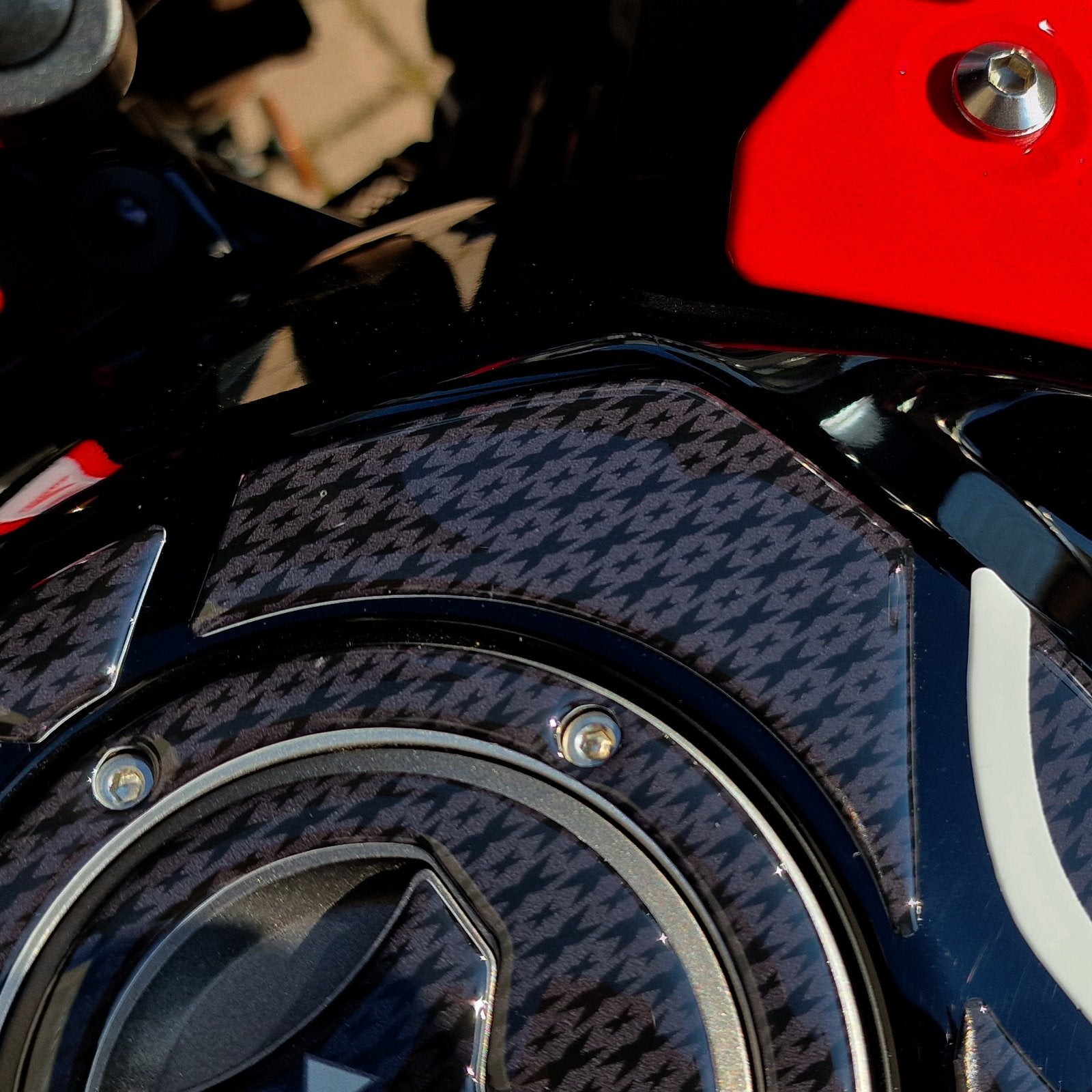 Resin Bike 3D Motorcycle Stickers - Tank Pad | Honda CB 500 X 2021>2023 RB-1000463700003 -   Pyramid Motorcycle Accessories