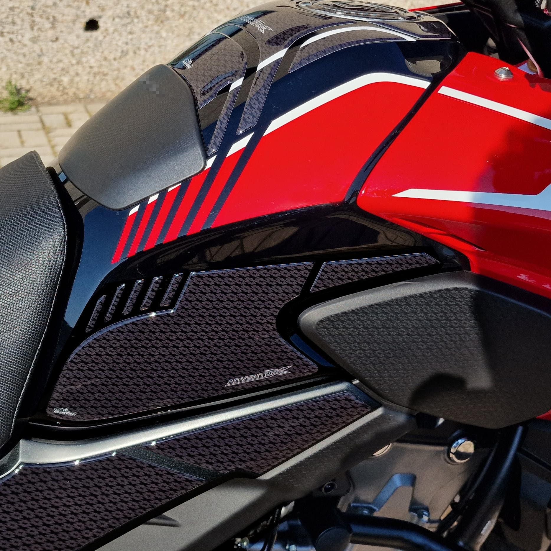 Resin Bike 3D Motorcycle Stickers - Tank Sides | Honda CB 500 X 2022>2023 -   Pyramid Motorcycle Accessories