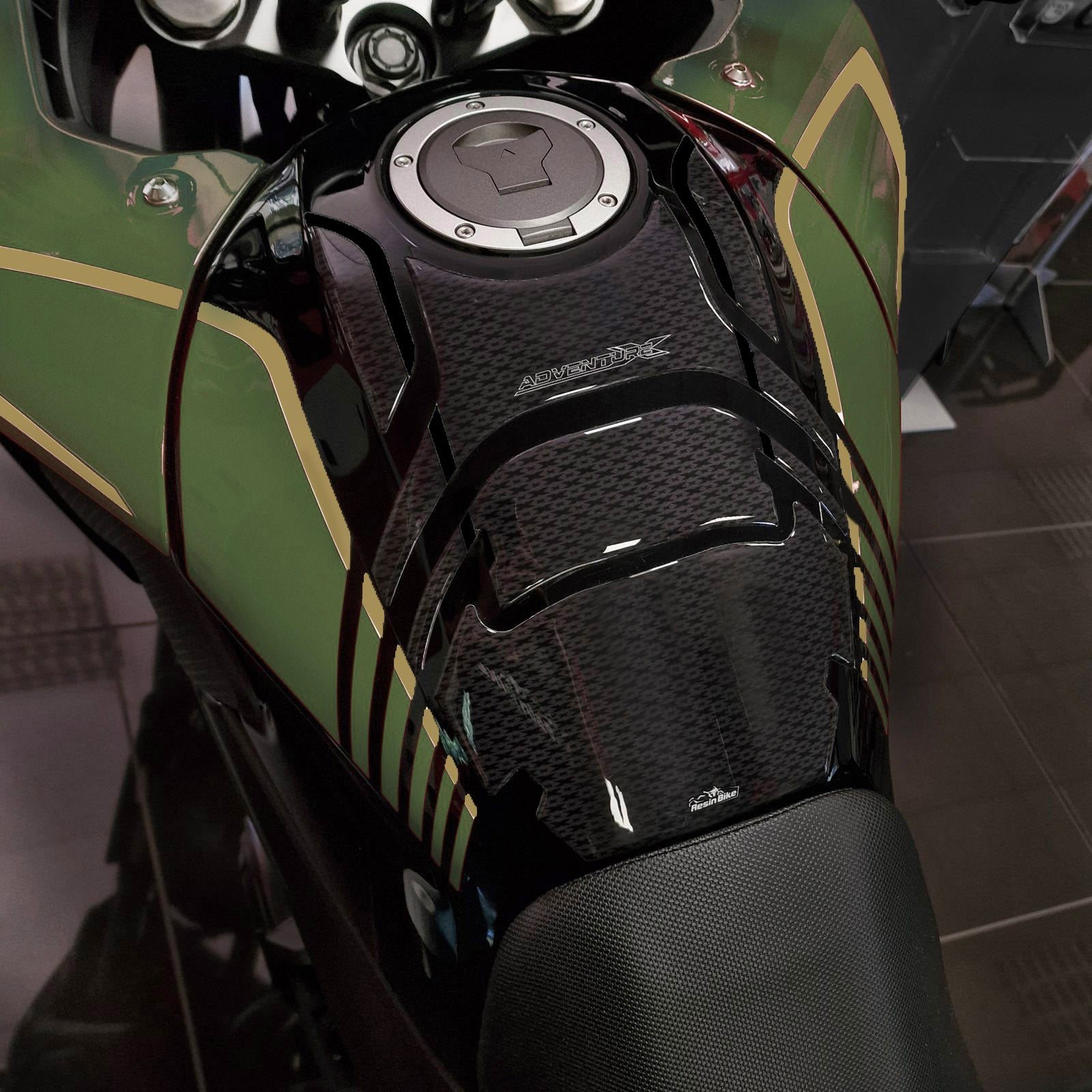 Resin Bike 3D Motorcycle Stickers - Tank Pad | Honda CB 500 X 2022>2023 RB-1000466300002 -   Pyramid Motorcycle Accessories