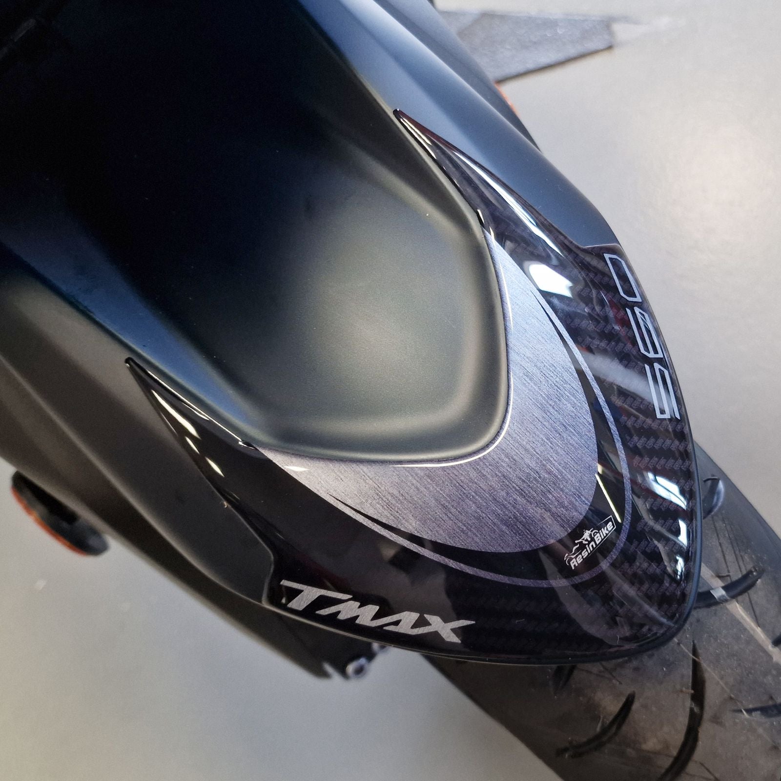 Resin Bike 3D Motorcycle Stickers - Front Fender | Yamaha TMAX 560 2022>2024 RB-1000469100005 -   Pyramid Motorcycle Accessories