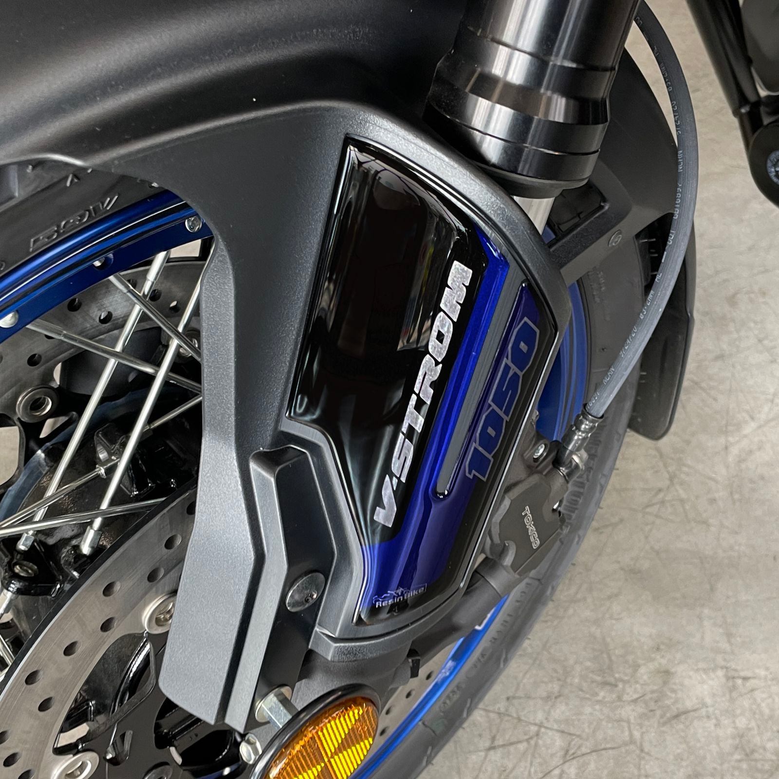 Resin Bike 3D Motorcycle Stickers - Full Kit | Suzuki V-Strom 1050 / 1050XT 2020>2023 RB-1000477400005 -   Pyramid Motorcycle Accessories
