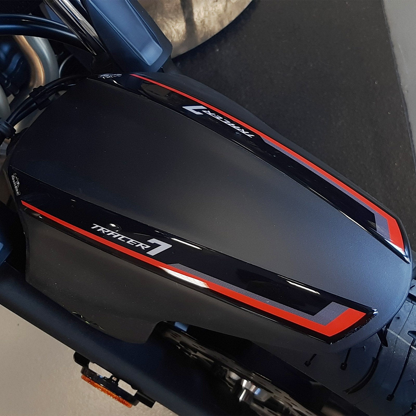 Resin Bike 3D Motorcycle Stickers - Front Fender | Yamaha Tracer 7 2021>2024 RB-1000437900002 -   Pyramid Motorcycle Accessories