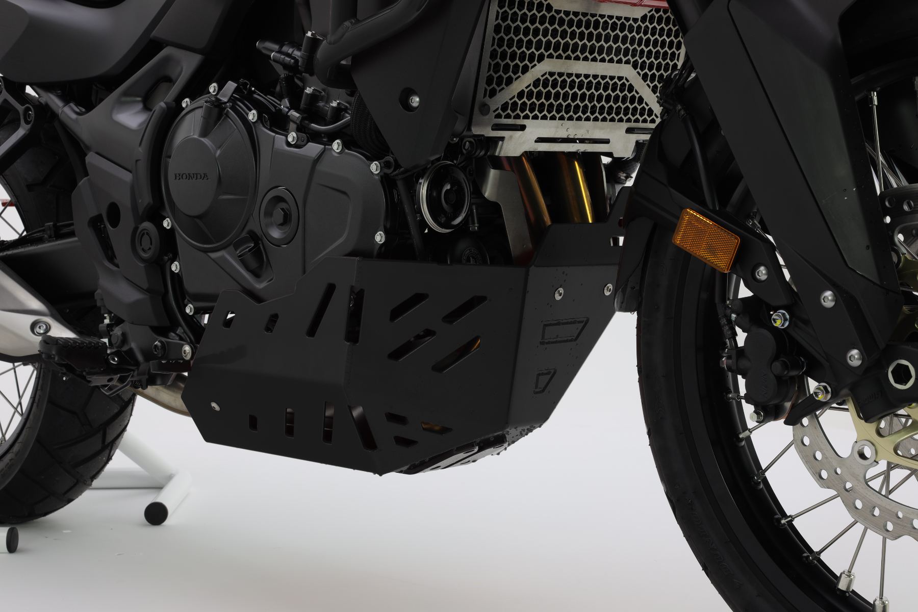 Isotta Engine Guard Bash Plate | Black | Honda XL 750 Transalp 2023>2024 -   Pyramid Motorcycle Accessories