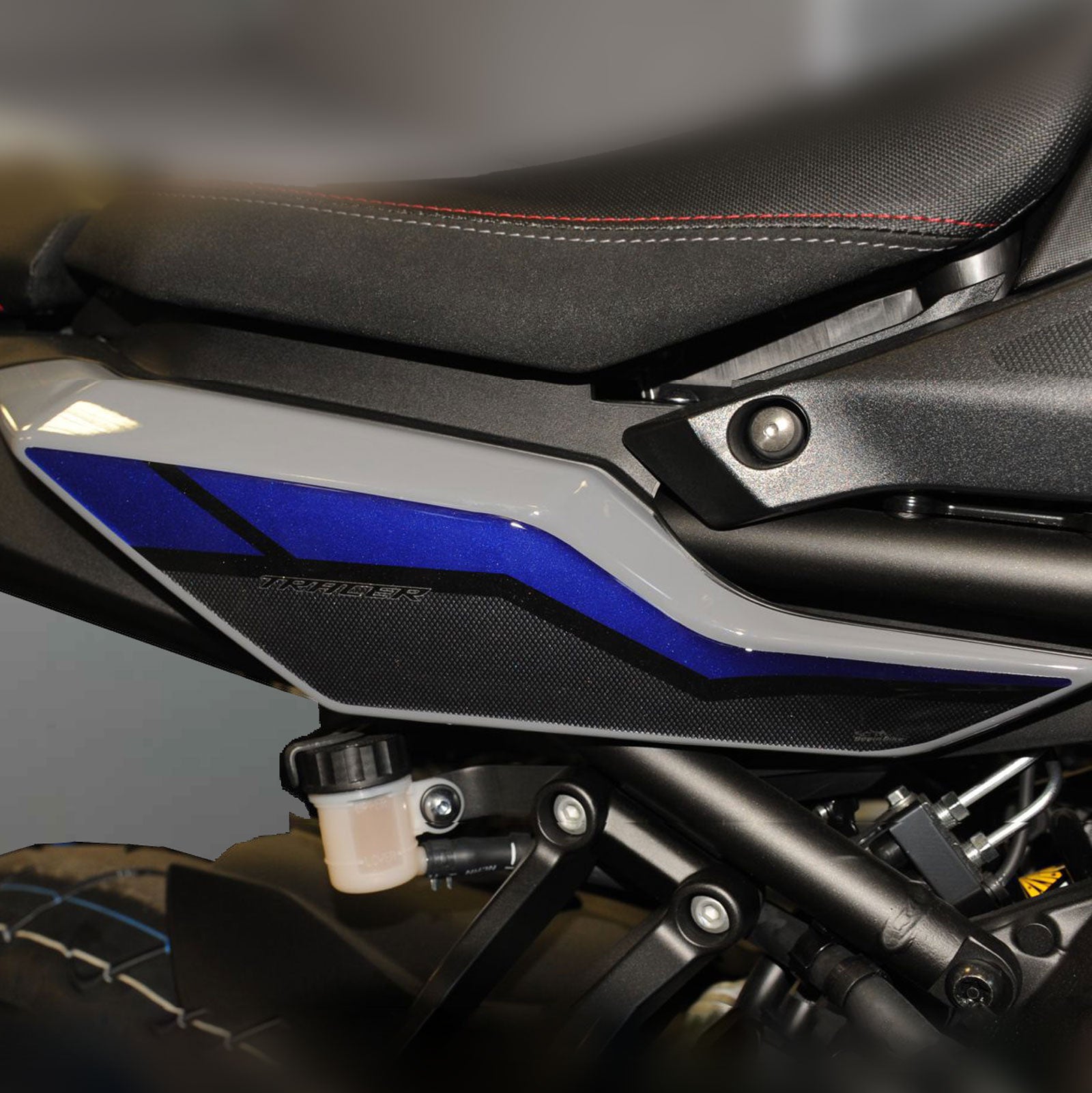 Resin Bike 3D Motorcycle Stickers - Tank Sides | Yamaha Tracer 900 2018>Current -   Pyramid Motorcycle Accessories