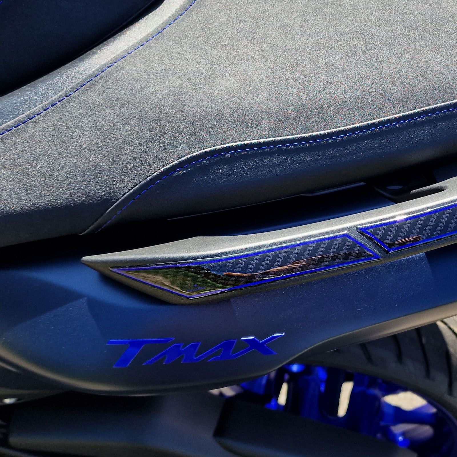 Resin Bike 3D Motorcycle Stickers - Passenger Handles | Yamaha TMAX 560 2022>2024 RB-1000480900004 -   Pyramid Motorcycle Accessories