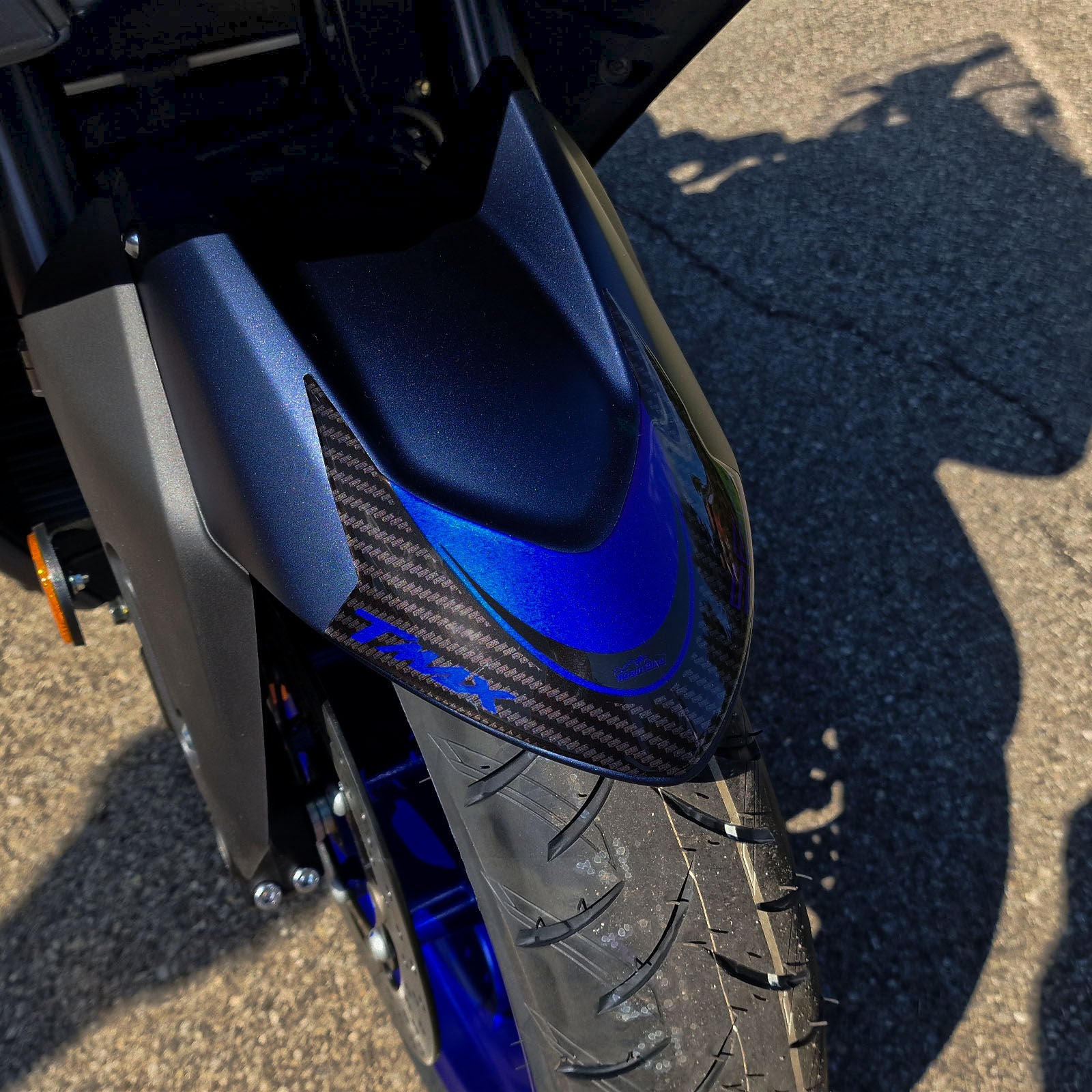 Resin Bike 3D Motorcycle Stickers - Front Fender | Yamaha TMAX 560 2022>2024 RB-1000481000000 -   Pyramid Motorcycle Accessories