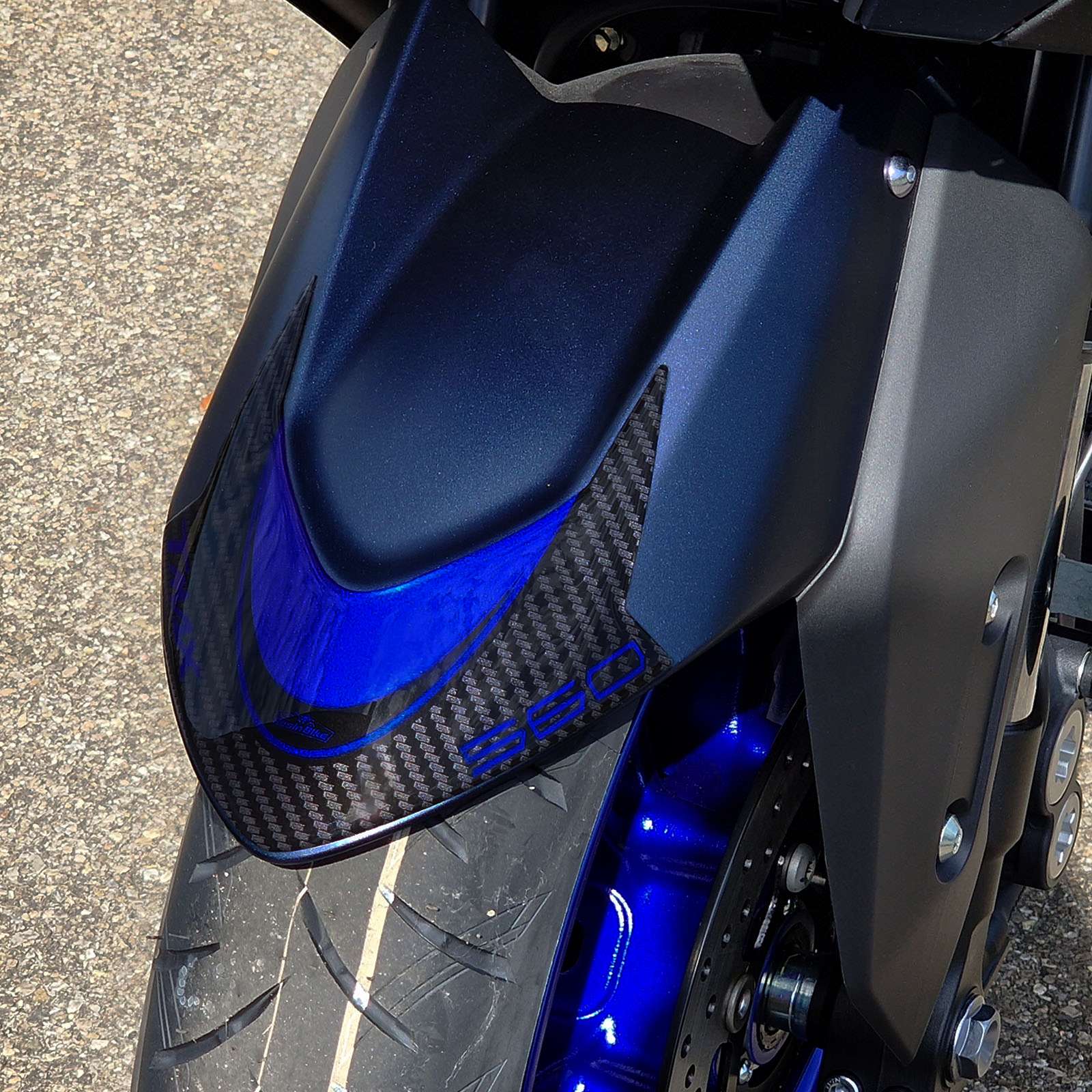 Resin Bike 3D Motorcycle Stickers - Front Fender | Yamaha TMAX 560 2022>2024 RB-1000481000000 -   Pyramid Motorcycle Accessories