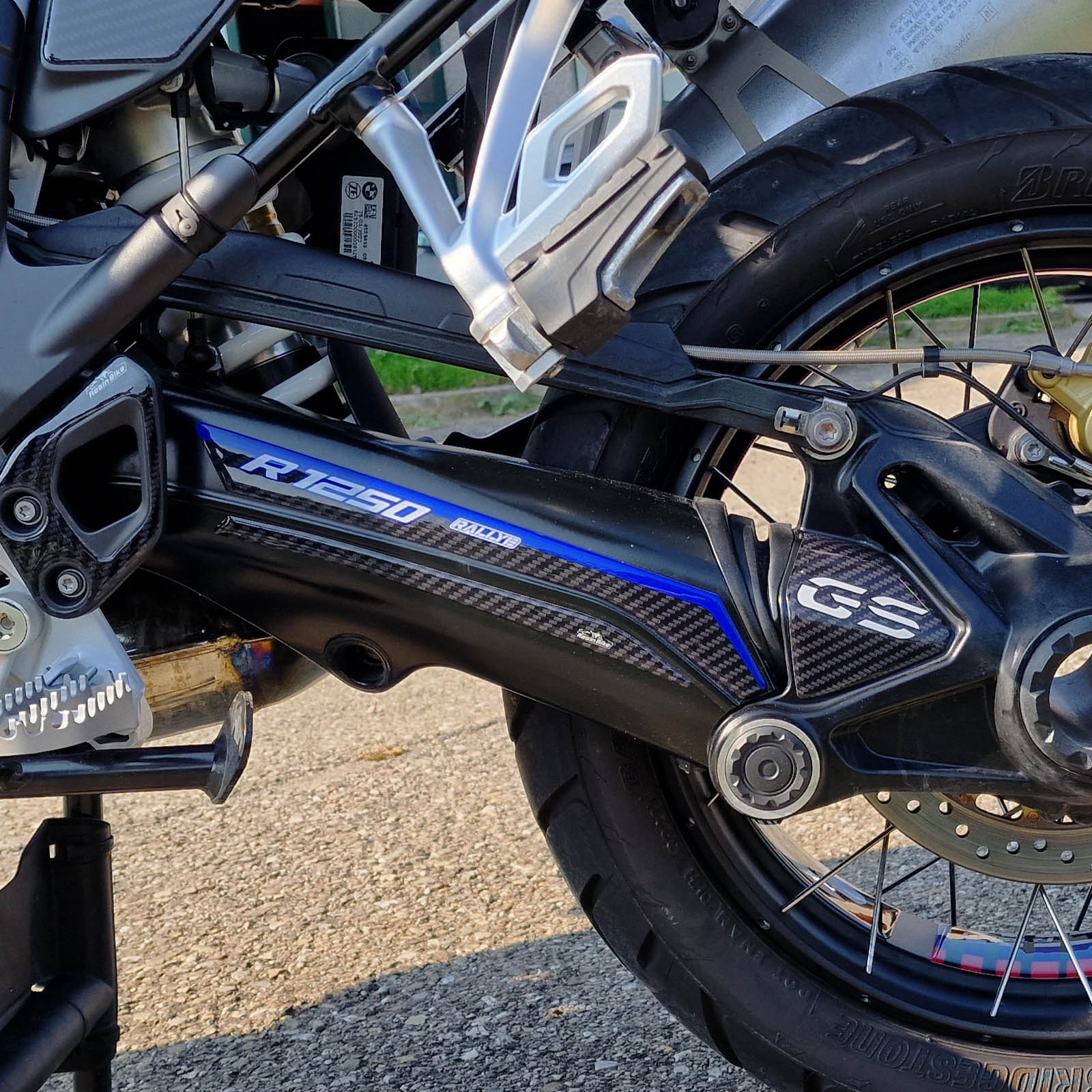Resin Bike 3D Motorcycle Stickers - Forks | BMW R 1250 GS/GSA 2021>2024 -   Pyramid Motorcycle Accessories