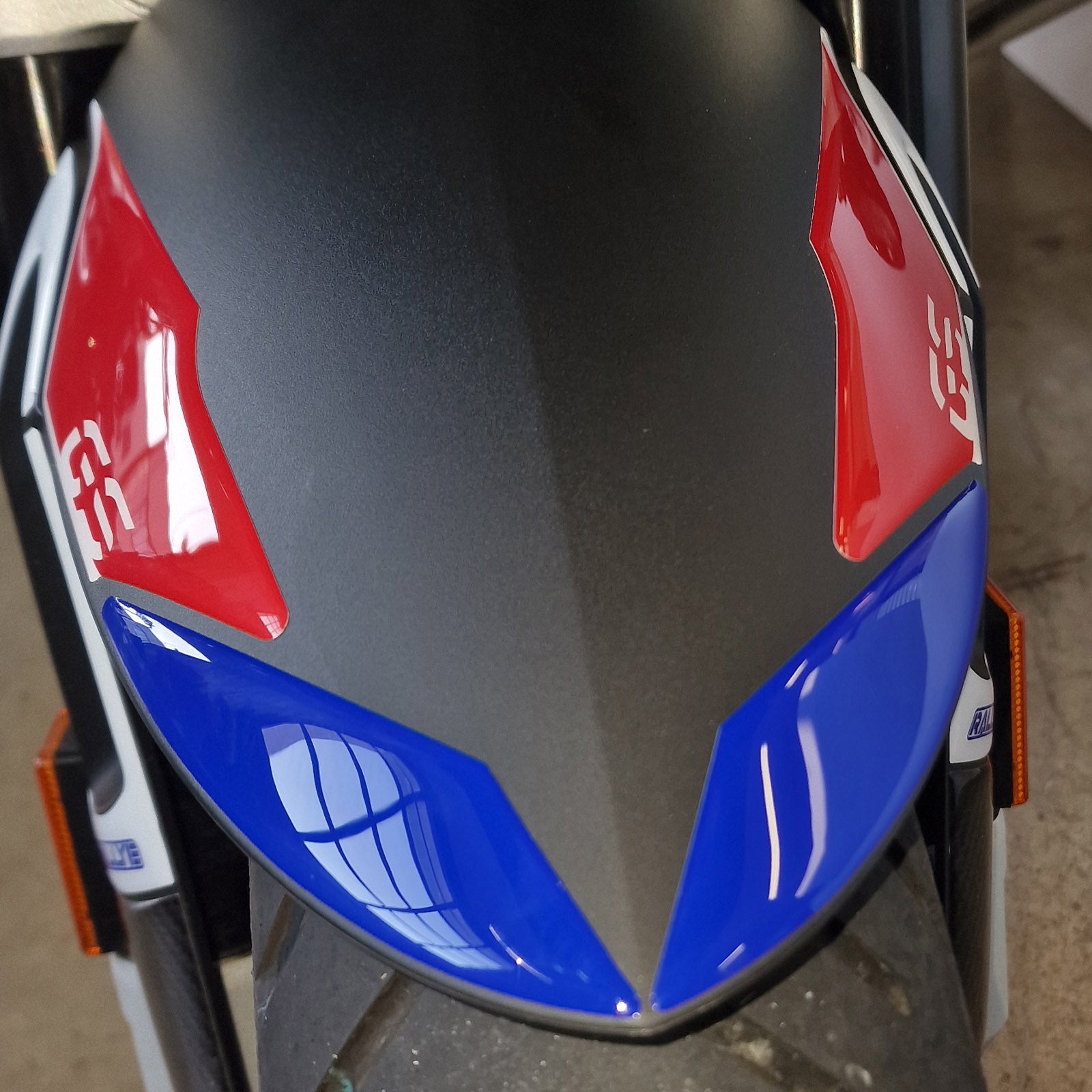 Resin Bike 3D Motorcycle Stickers - Front Fender | BMW R 1250 GS/GSA 2021>2024 -   Pyramid Motorcycle Accessories