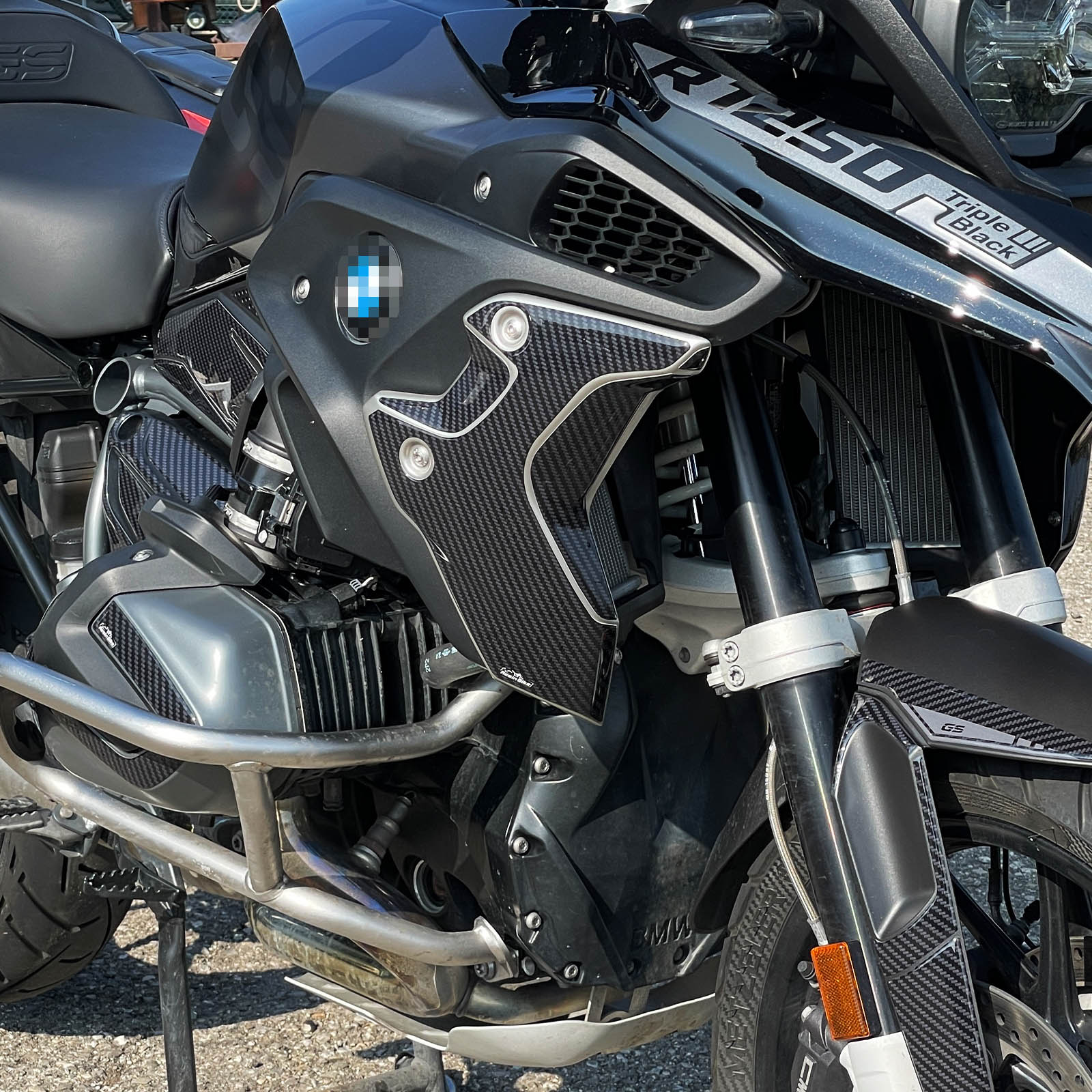 Resin Bike 3D Motorcycle Stickers - Beak | BMW R 1250 GS 2021>2024 -   Pyramid Motorcycle Accessories