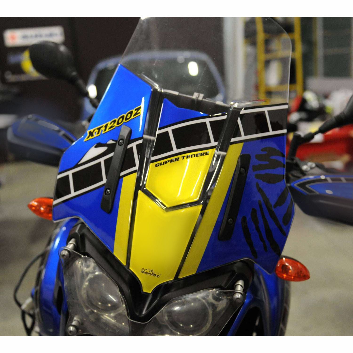 Resin Bike 3D Motorcycle Stickers - Windshield | Yamaha XT 1200 Z Super Tenere 2010>2014 RB-B875A918 -   Pyramid Motorcycle Accessories
