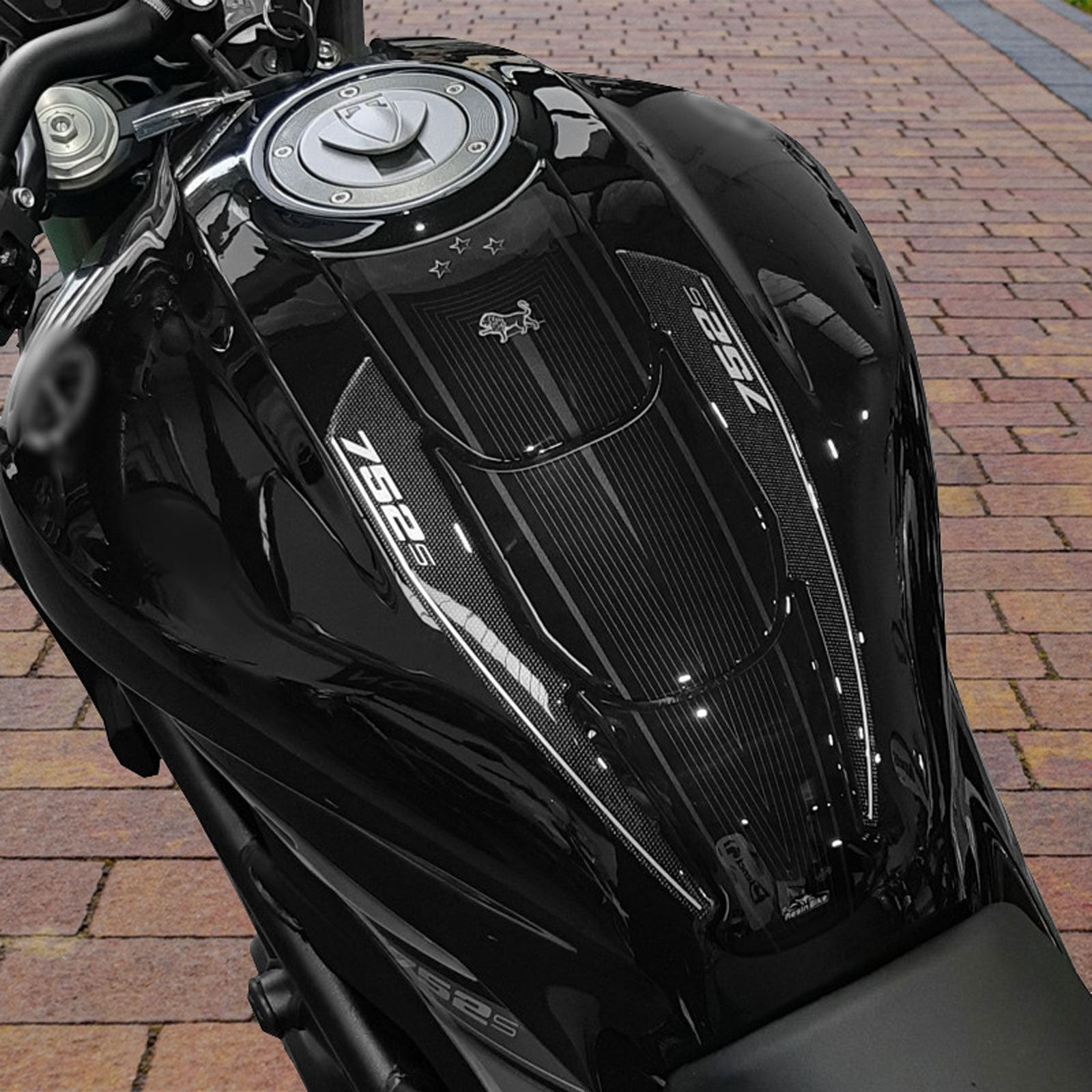 Resin Bike 3D Motorcycle Stickers - Tank Pad | Benelli 752 S 2019>2020 -   Pyramid Motorcycle Accessories