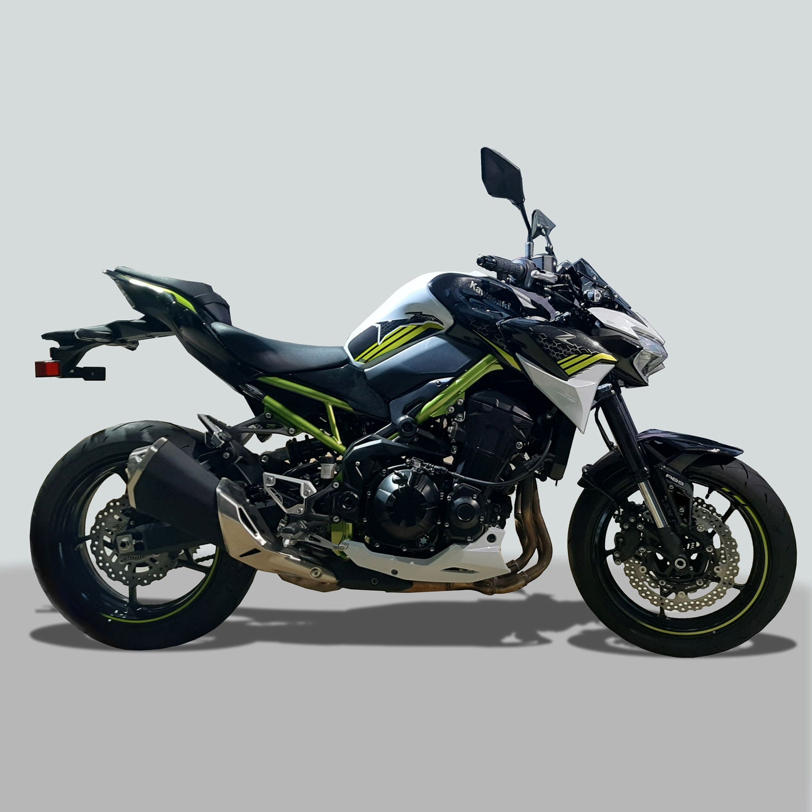 Resin Bike 3D Motorcycle Stickers - Tank Kit | Kawasaki Z 900 2021>2024 RB-1000656600004 -   Pyramid Motorcycle Accessories