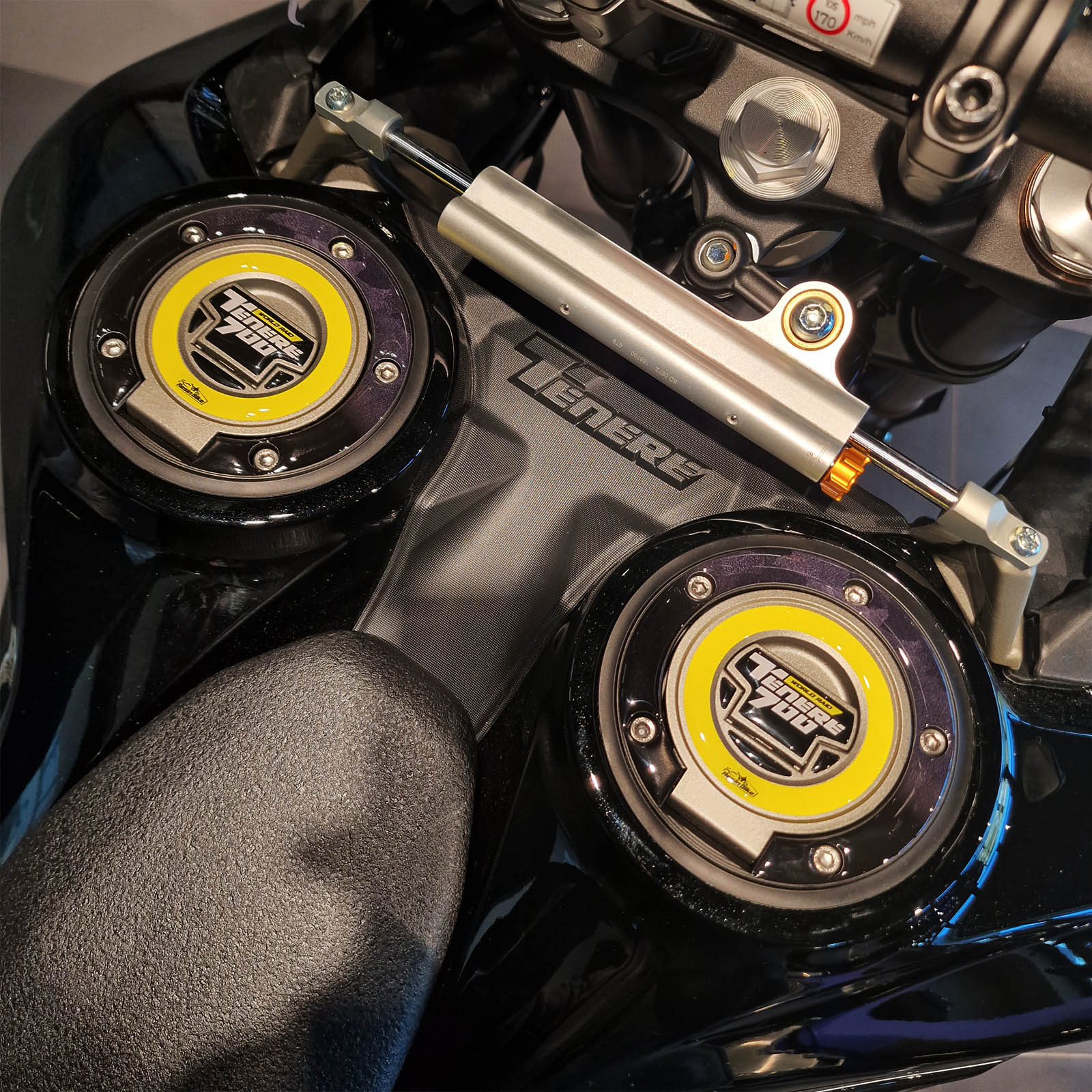 Resin Bike 3D Motorcycle Stickers - Fuel Cap | Yamaha Tenere 700 World Raid 2022>2025 -   Pyramid Motorcycle Accessories