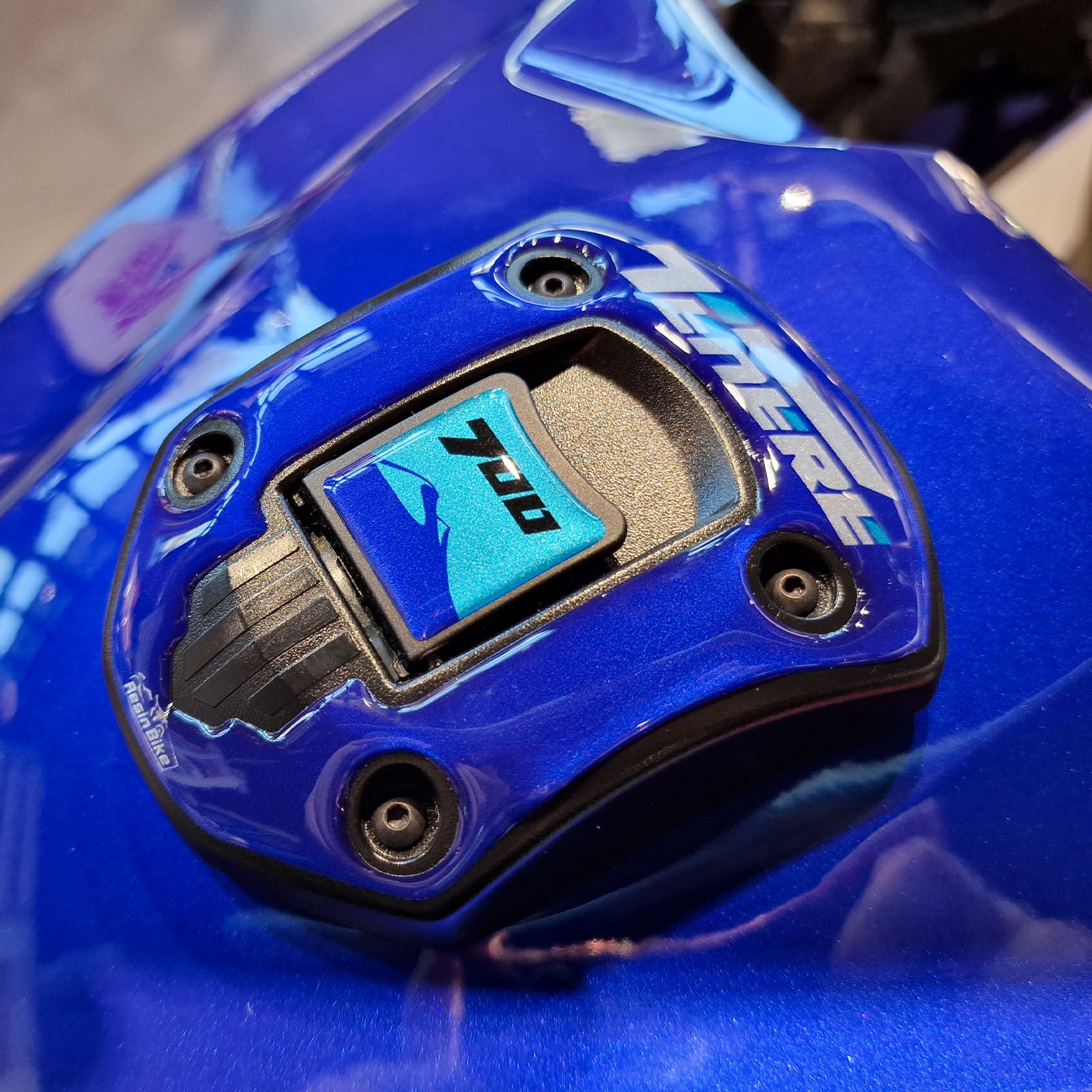 Resin Bike 3D Motorcycle Stickers - Fuel Cap | Yamaha Tenere 700 2022>2024 RB-1000662000003 -   Pyramid Motorcycle Accessories