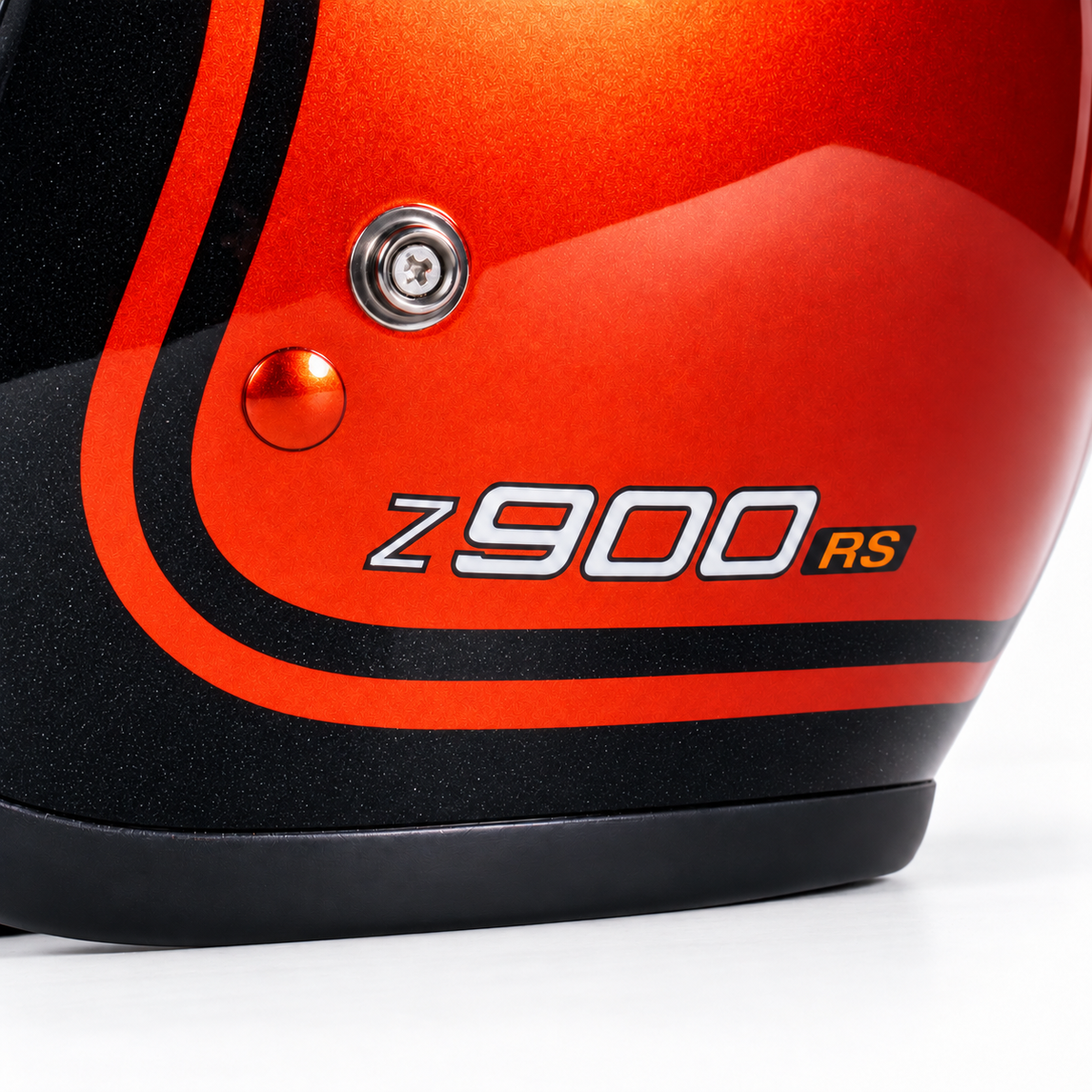Pyramid x Bell Custom 500 Helmet | Metallic Spark Black/Orange | Kawasaki Z 900 RS SE 2026>Current