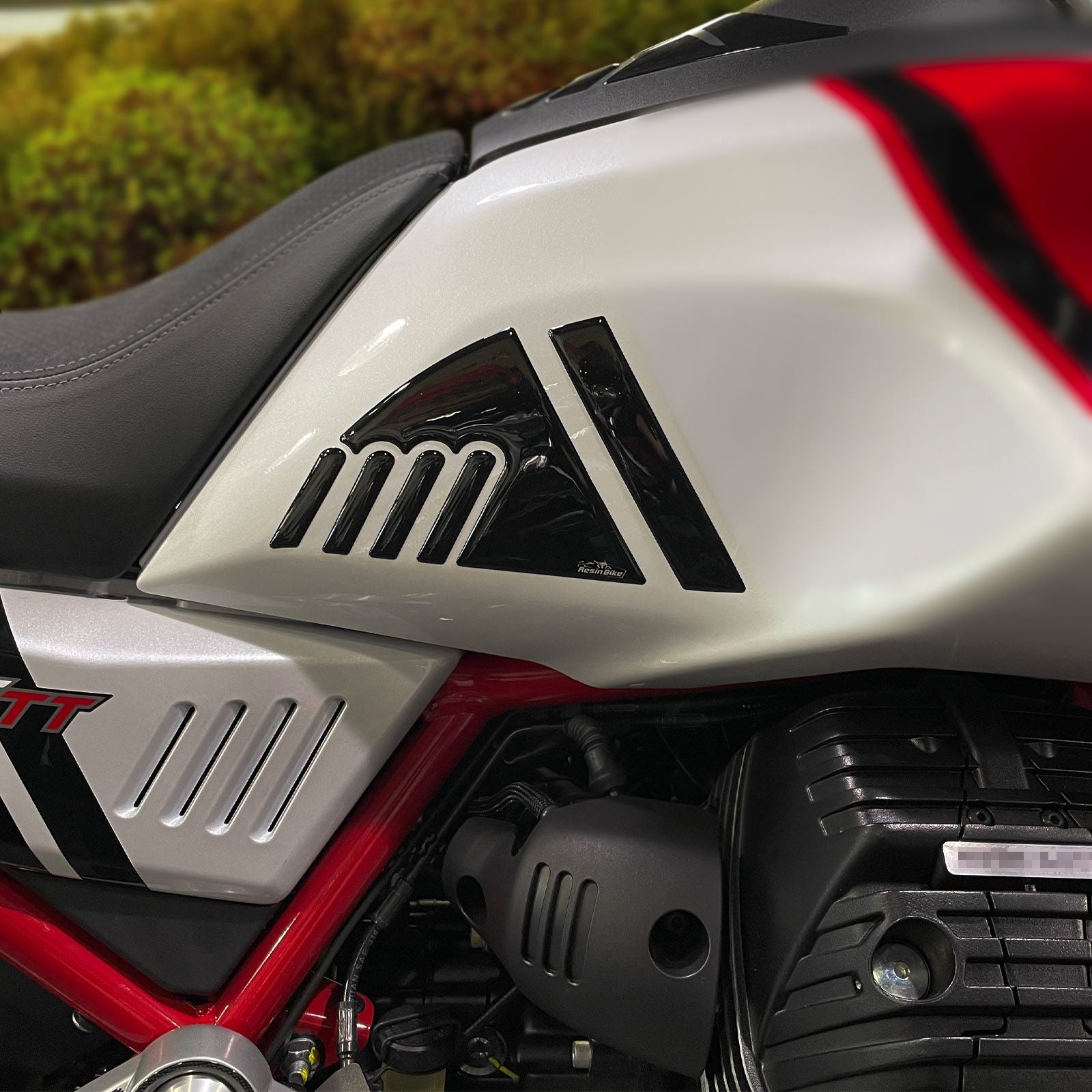 Resin Bike 3D Motorcycle Stickers - Tank Sides | Moto Guzzi V85 TT 2021>2022 -   Pyramid Motorcycle Accessories