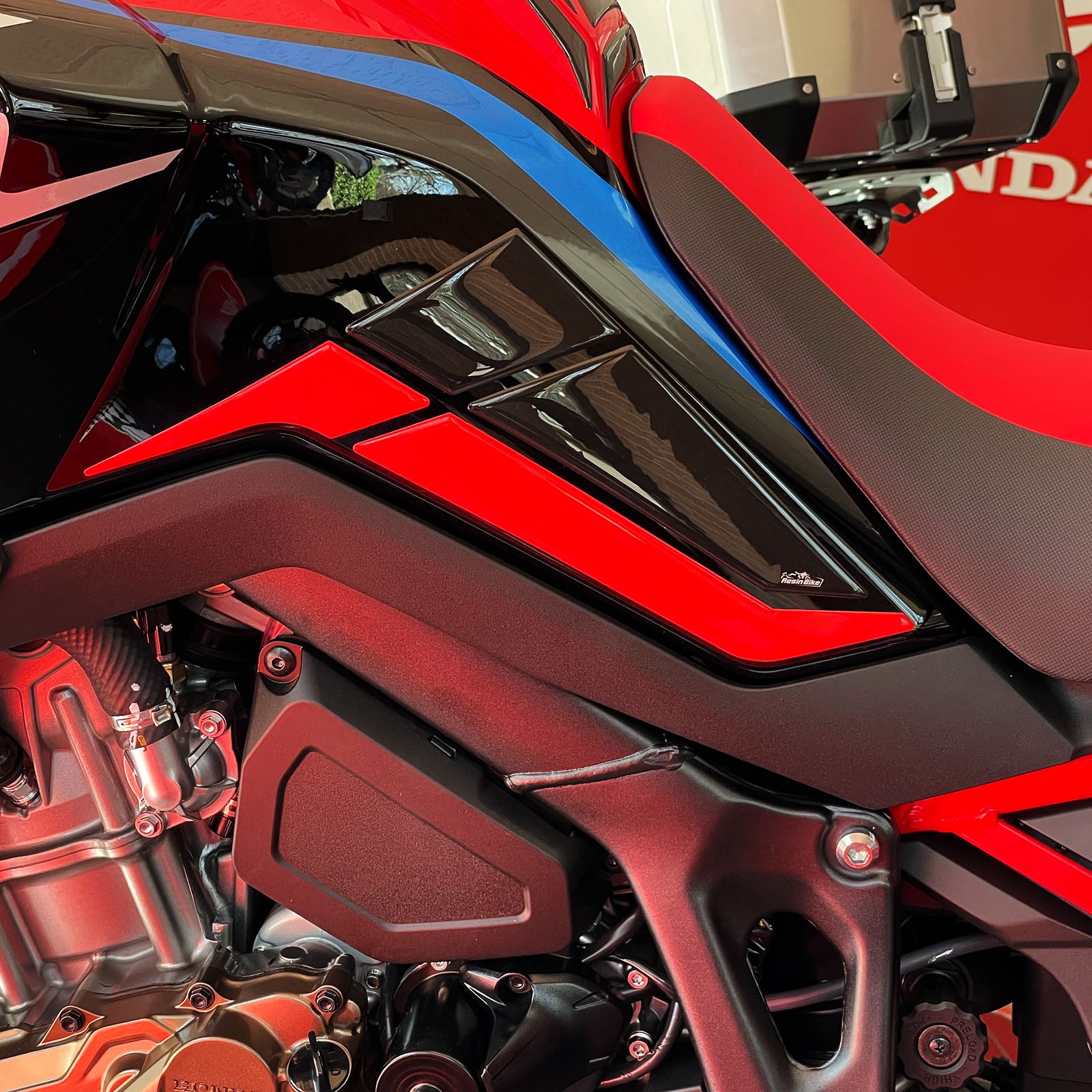 Resin Bike 3D Motorcycle Stickers - Tank Kit | Honda CRF 1100 L Africa Twin 2022>2023 RB-1000664800007 -   Pyramid Motorcycle Accessories