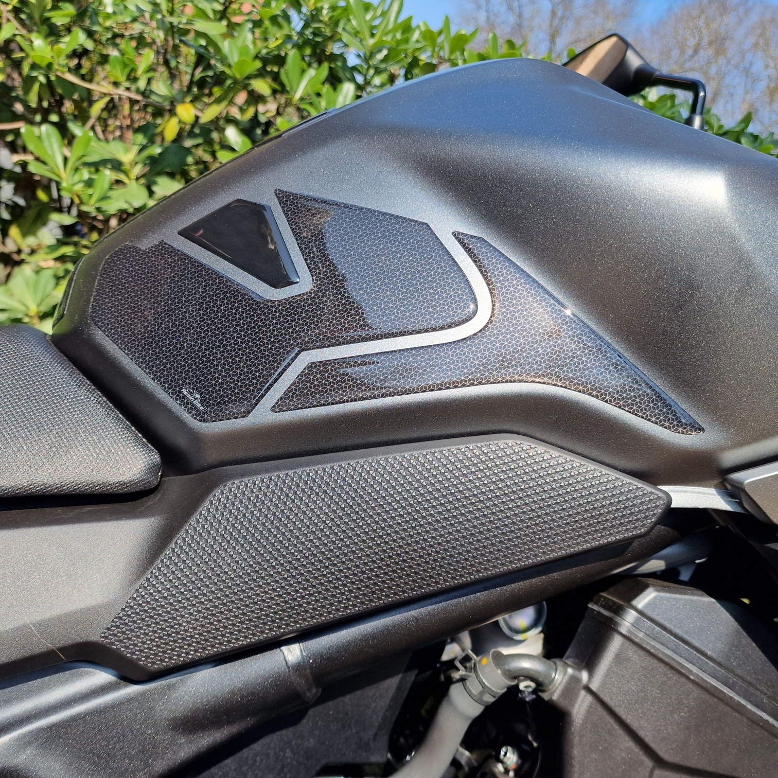 Resin Bike 3D Motorcycle Stickers - Full Kit | Honda CB750 Hornet 2023>2024 -   Pyramid Motorcycle Accessories