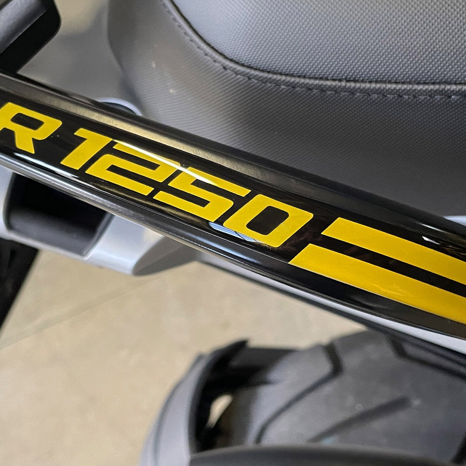 Resin Bike 3D Motorcycle Stickers - Passenger Handles | BMW R 1250 GS 2021>2024 RB-1000460800003 -   Pyramid Motorcycle Accessories
