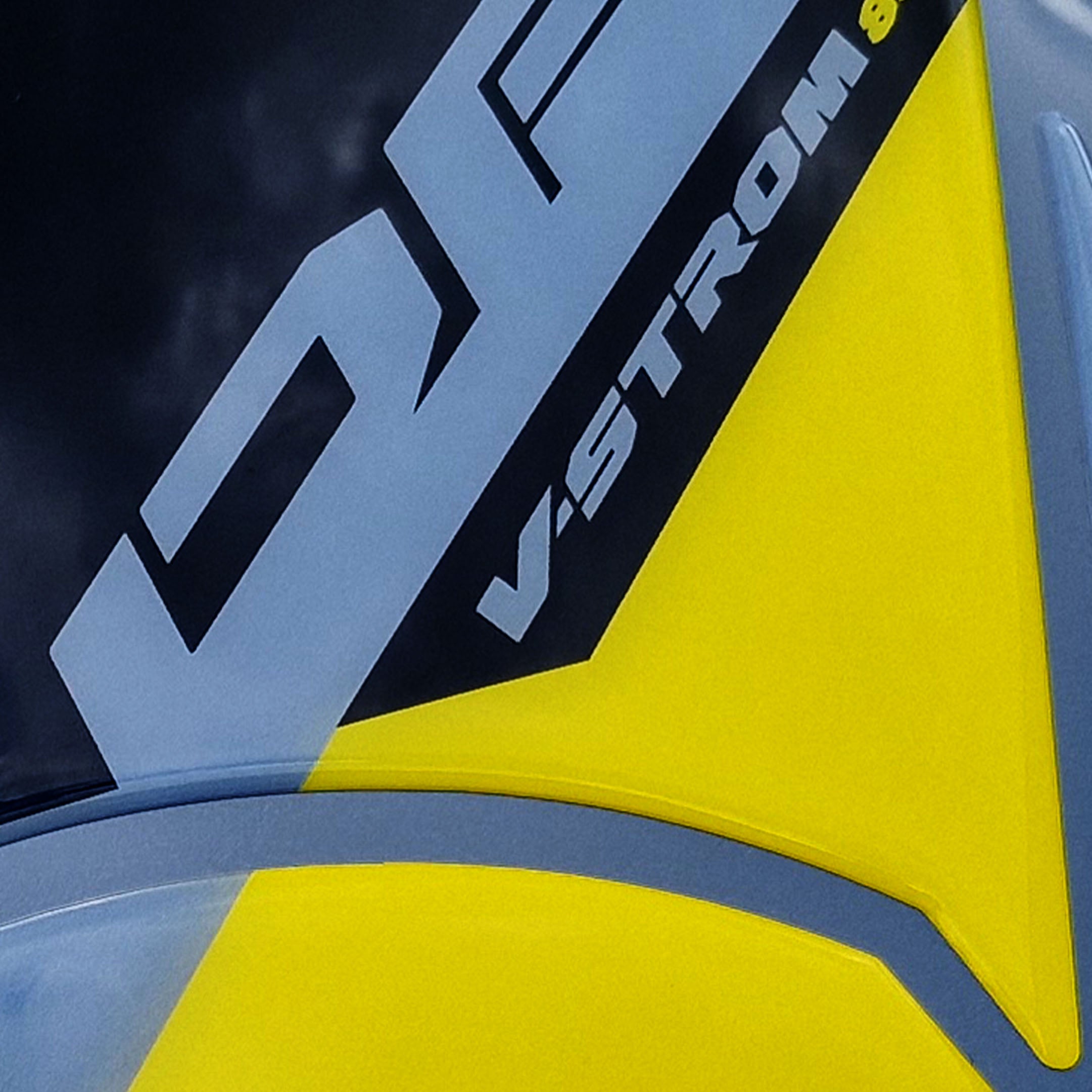 Resin Bike 3D Motorcycle Stickers - Tank Pad | Suzuki V-Strom 800DE 2023>2025 -   Pyramid Motorcycle Accessories