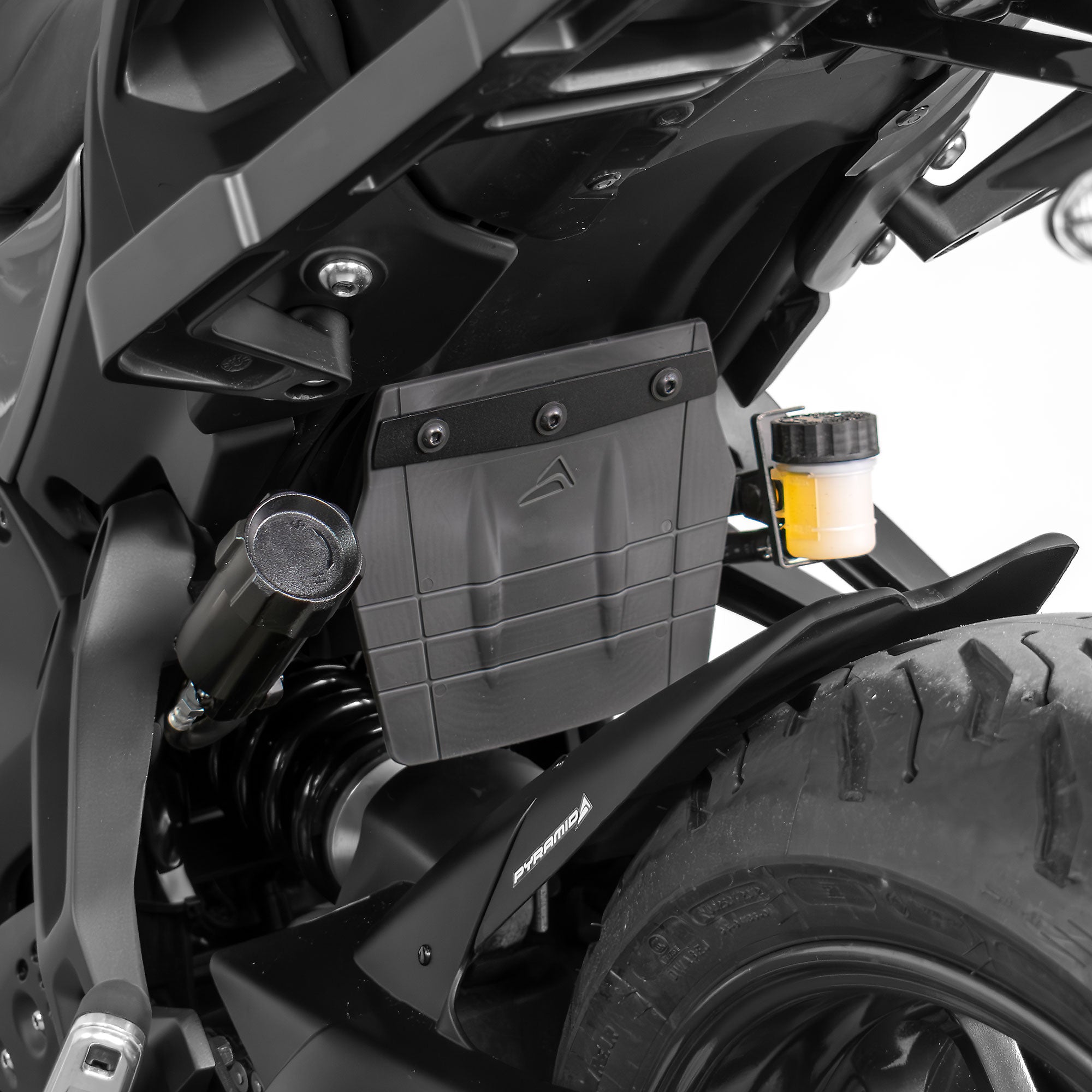 Pyramid Shock Shield | Black | Yamaha Tracer 7/7 GT 2025>Current -   Pyramid Motorcycle Accessories