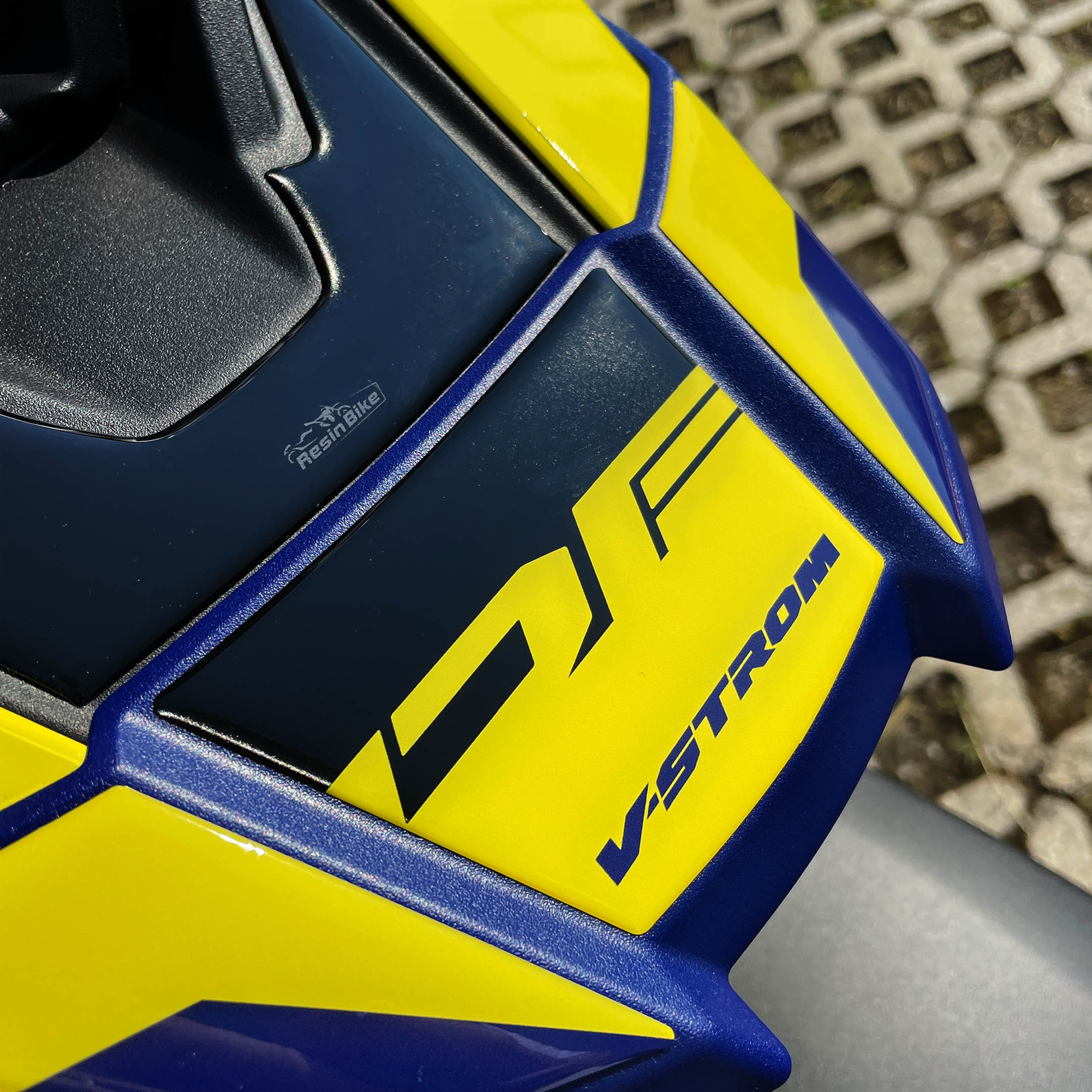 Resin Bike 3D Motorcycle Stickers - Beak | Suzuki V-Strom 800DE 2023>2025 -   Pyramid Motorcycle Accessories