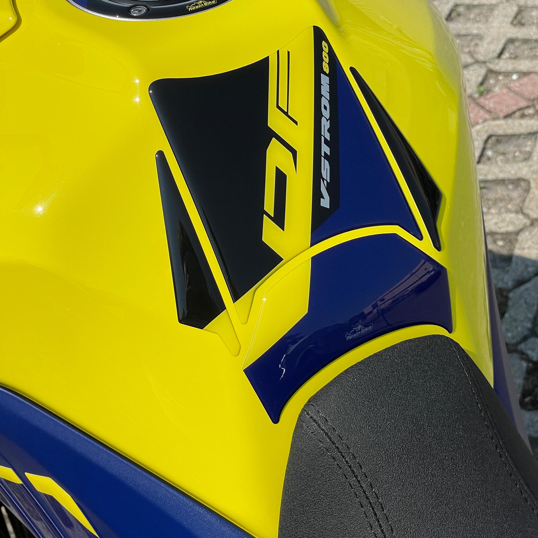 Resin Bike 3D Motorcycle Stickers - Basic Kit | Suzuki V-Strom 800DE 2023>2026 -   Pyramid Motorcycle Accessories