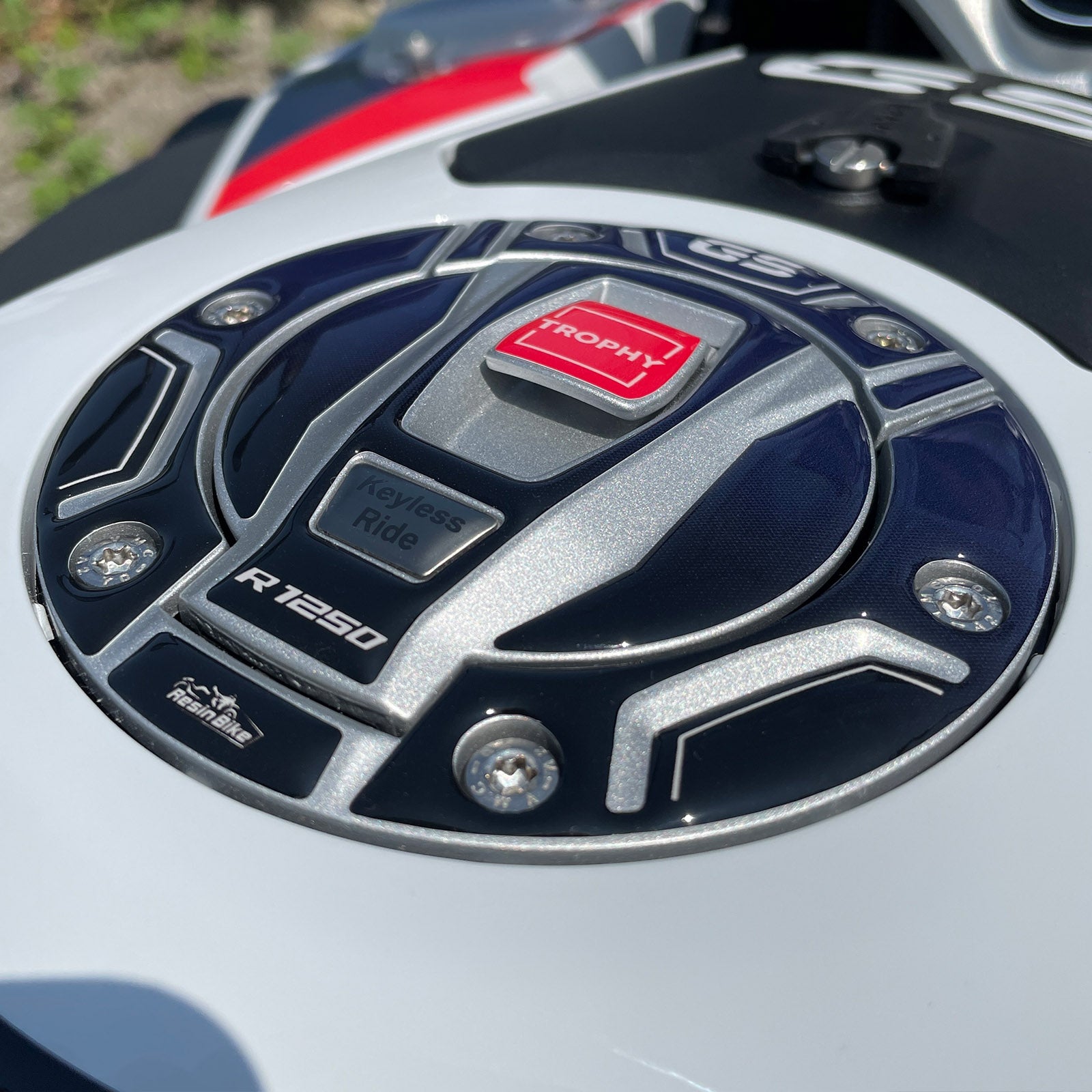 Resin Bike 3D Motorcycle Stickers - Fuel Cap | BMW R 1250 GS/GS Adventure 2021>2024 -   Pyramid Motorcycle Accessories