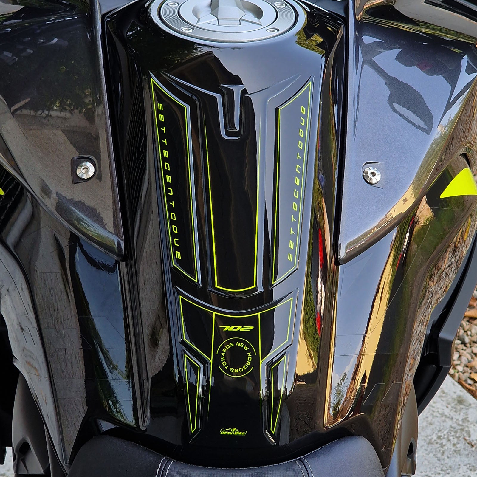 Resin Bike 3D Motorcycle Stickers - Tank Pad | Benelli TRK 702/702X 2023>2025 -   Pyramid Motorcycle Accessories