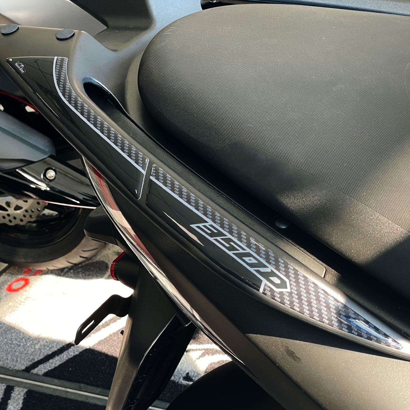 Resin Bike 3D Motorcycle Stickers - Passenger Handles | Zontes ZT350D 2023>Current -   Pyramid Motorcycle Accessories