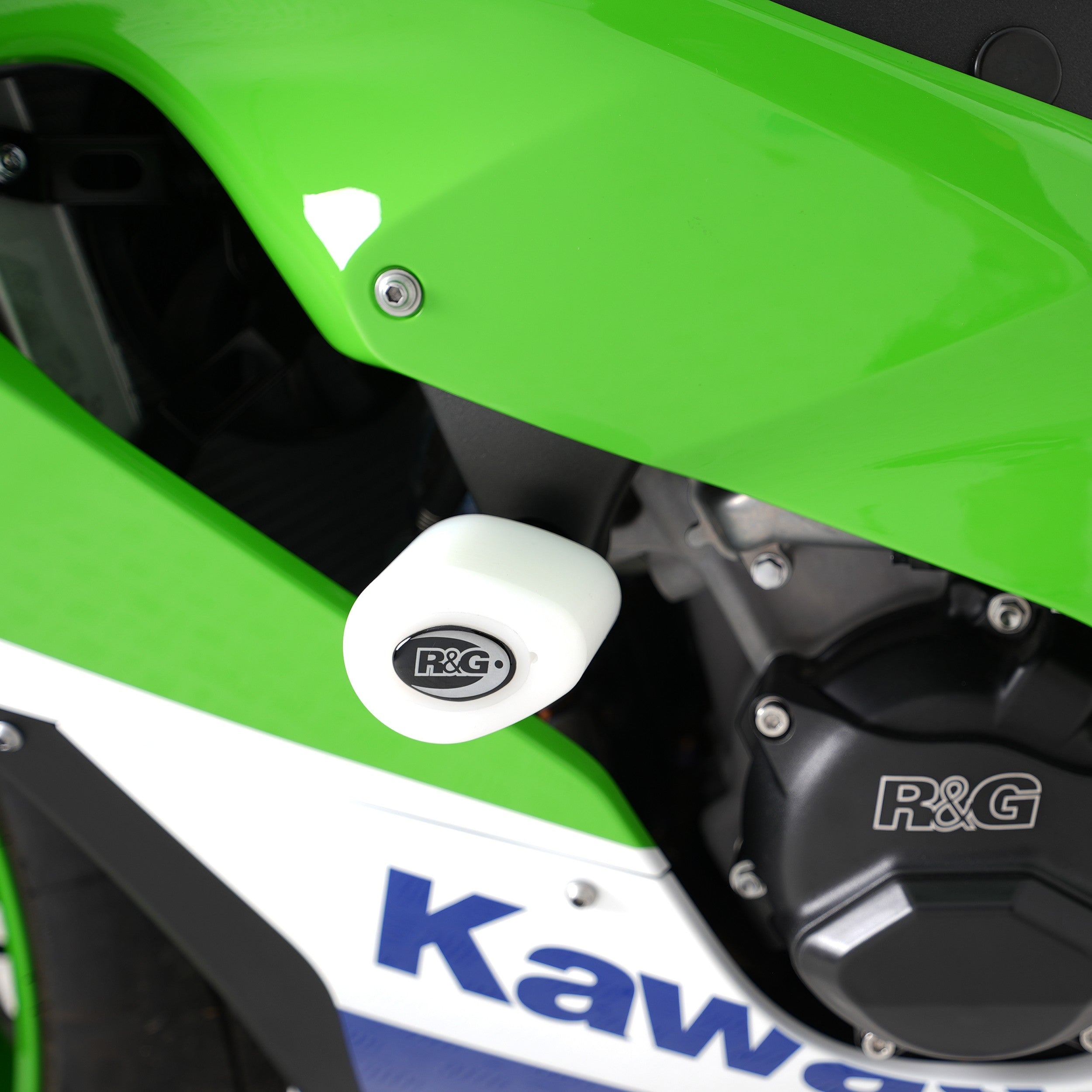 R&G Crash Protectors | Black | Kawasaki ZX-10RR 2021>Current & Kawasaki ZX-10R 2011>Current -   Pyramid Motorcycle Accessories