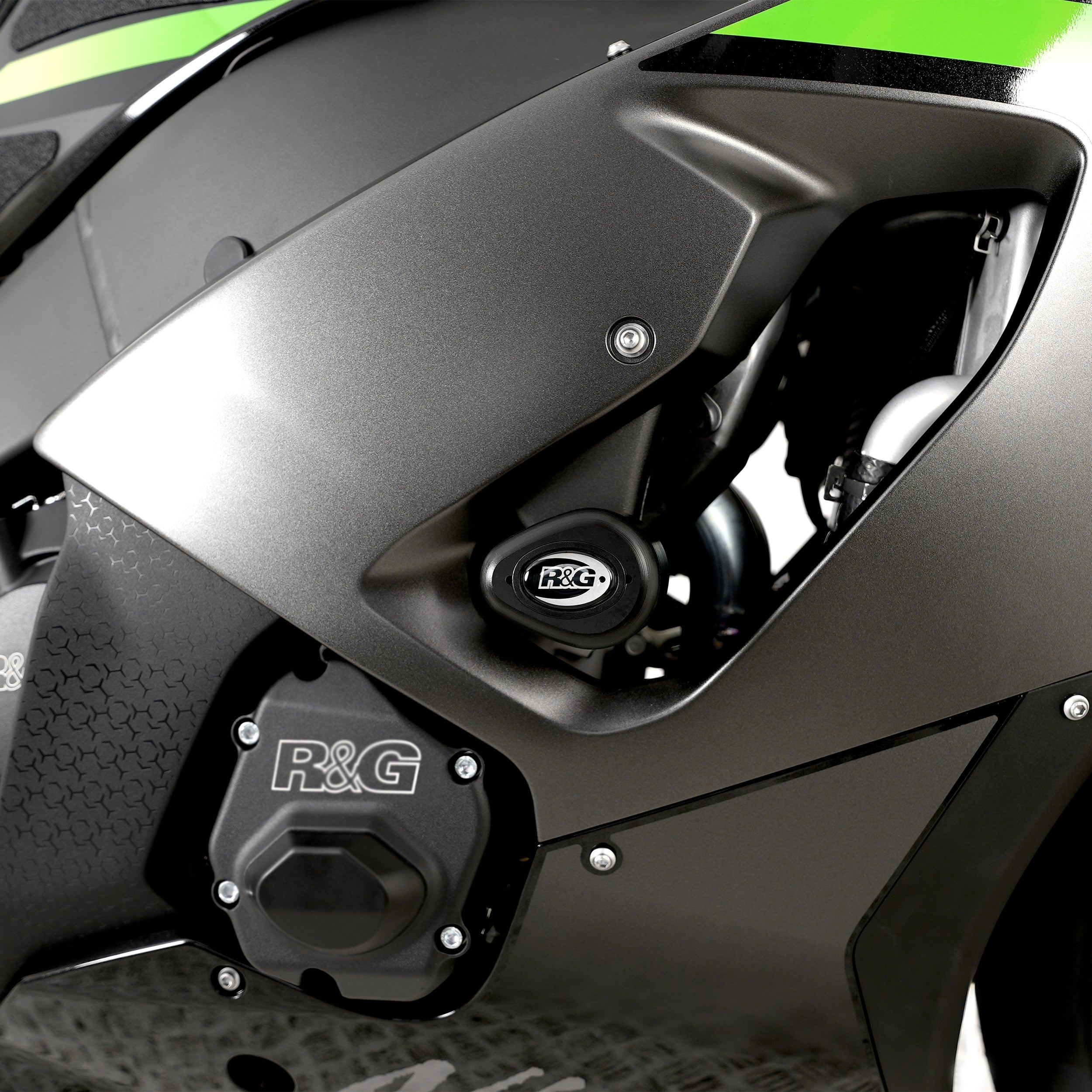 R&G Crash Protectors | Black | Kawasaki ZX-10RR 2021>Current & Kawasaki ZX-10R 2011>Current