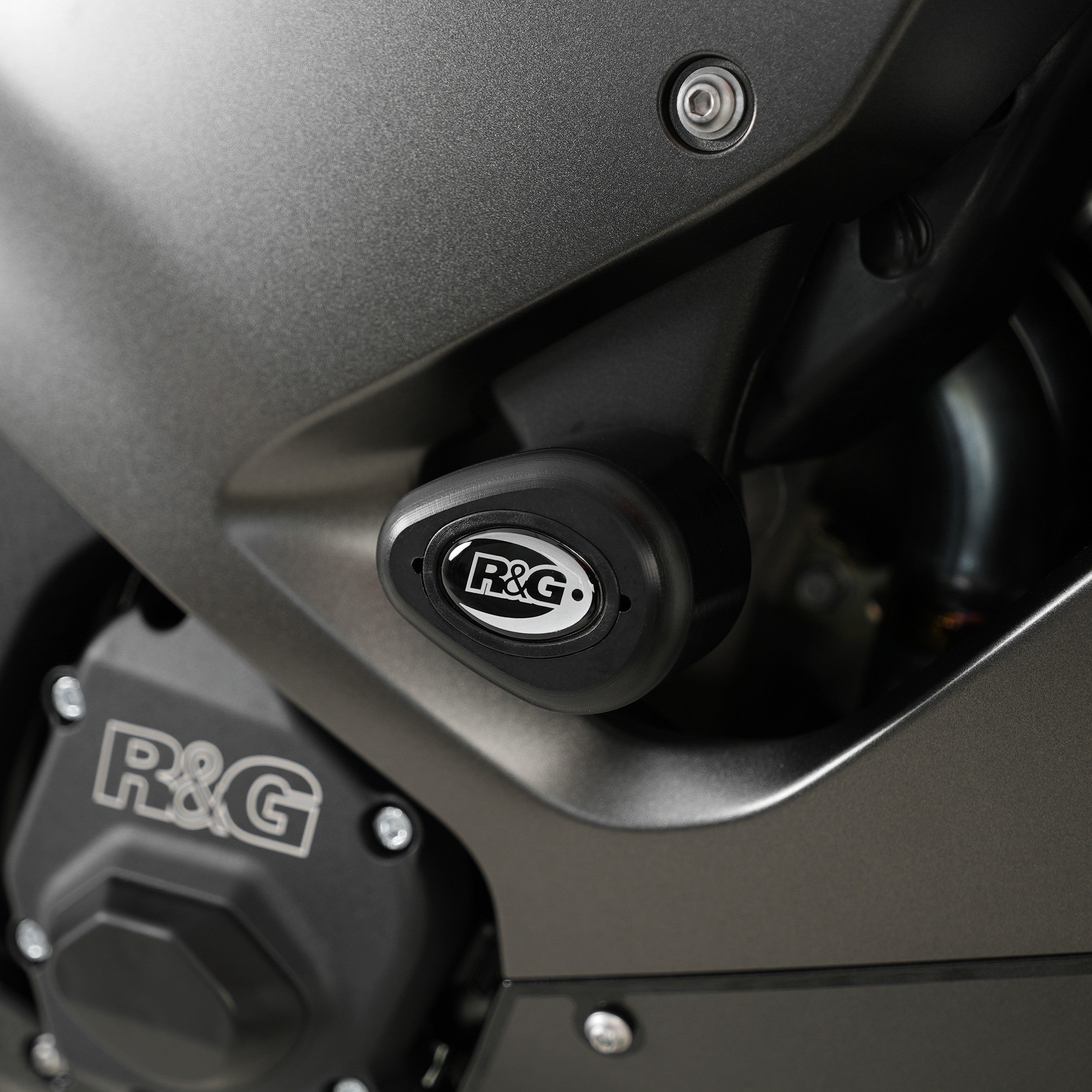 R&G Crash Protectors | Black | Kawasaki ZX-10RR 2021>Current & Kawasaki ZX-10R 2011>Current