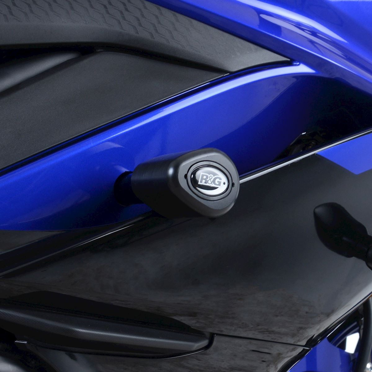 R&G Crash Protectors | Black | Yamaha YZF-R3 2019>Current & Yamaha YZF-R25 2019>Current
