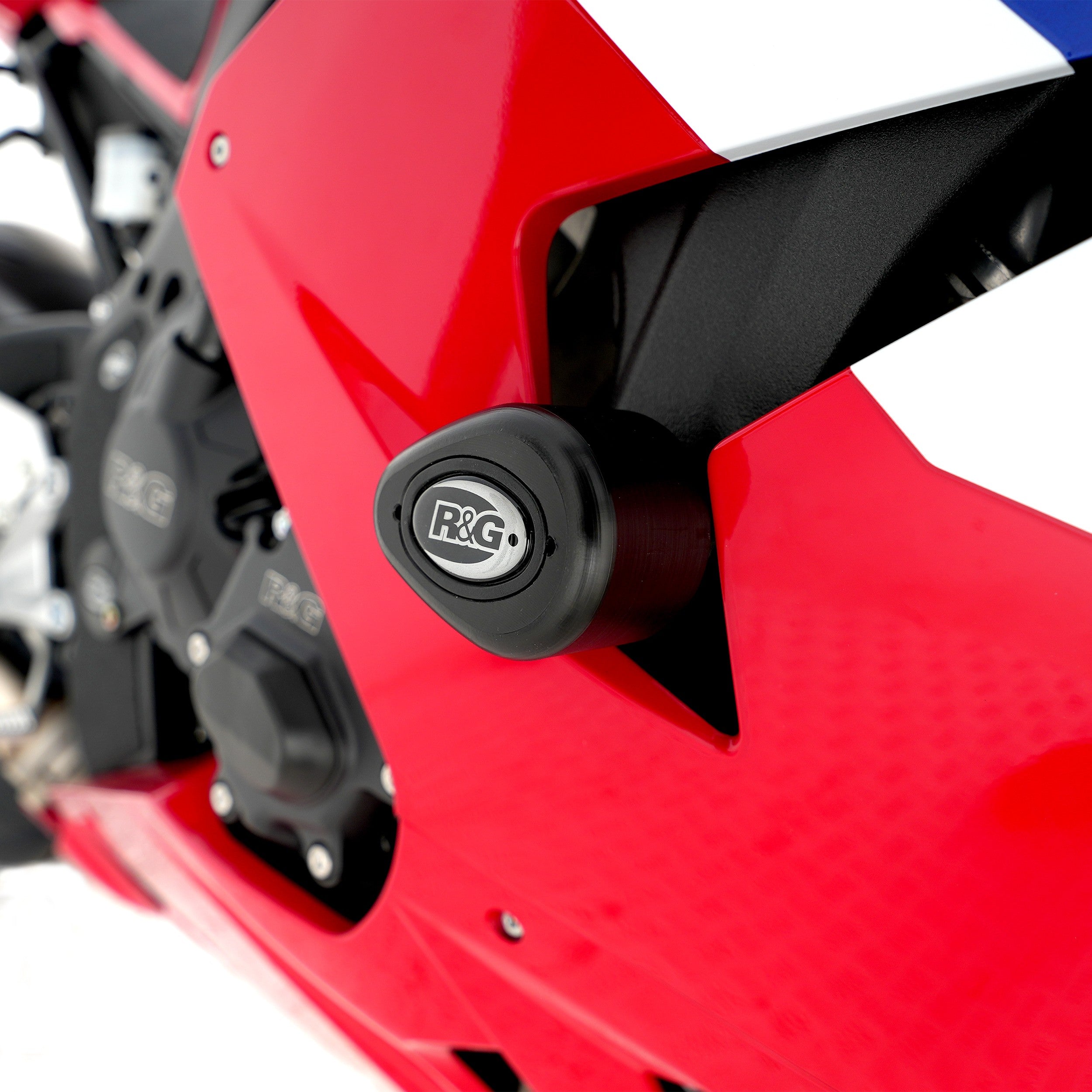 R&G Crash Protectors | White | Honda CBR 1000 RR-R Fireblade 2020>Current & Honda CBR 1000 RR-R Fireblade SP 2020>Current -   Pyramid Motorcycle Accessories