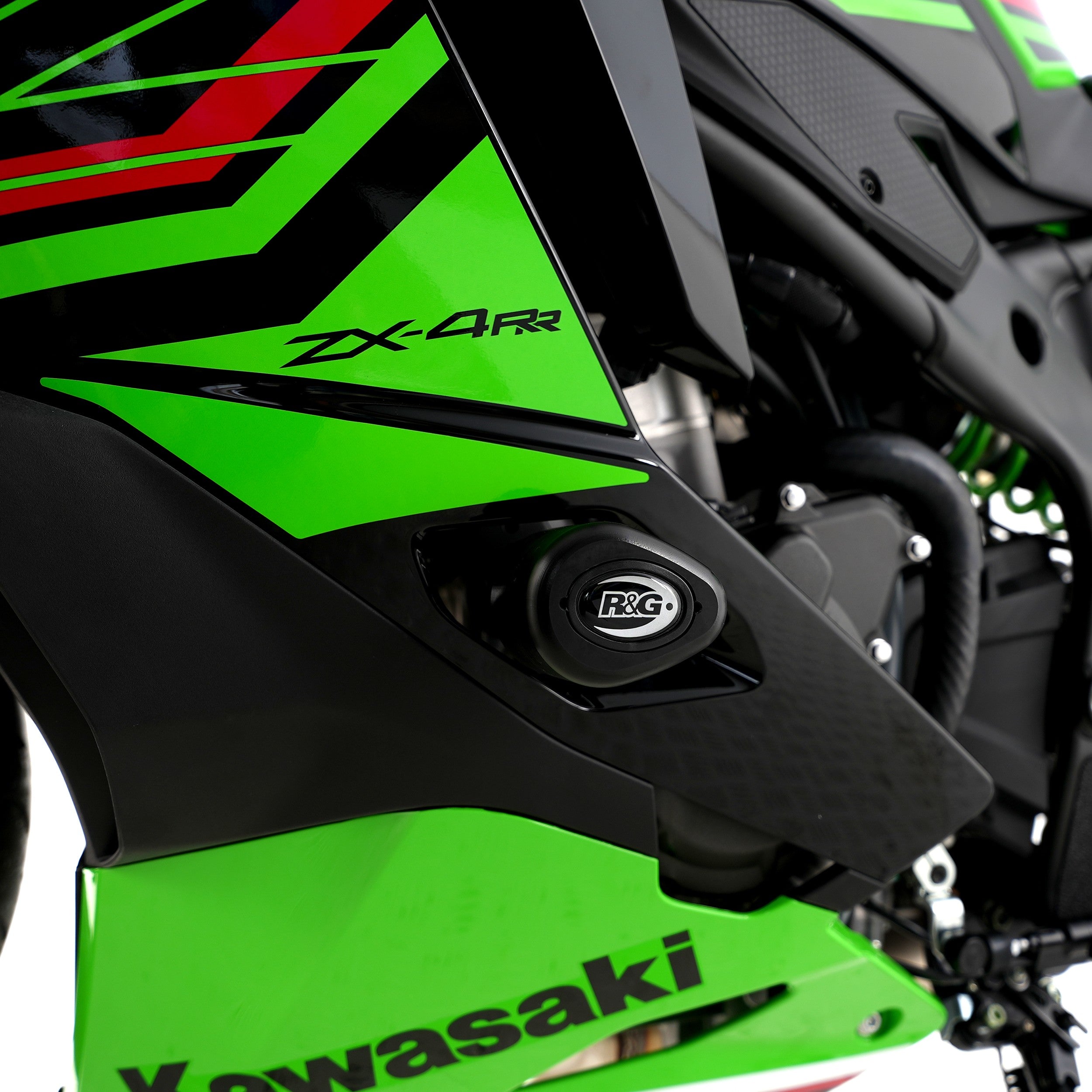 R&G Crash Protectors | Black | Kawasaki ZX-25R 2020 & Kawasaki Ninja ZX-4R 2023>Current & Kawasaki Ninja ZX-4R SE 2023 & Kawasaki Ninja ZX-4RR 2023>Current -   Pyramid Motorcycle Accessories